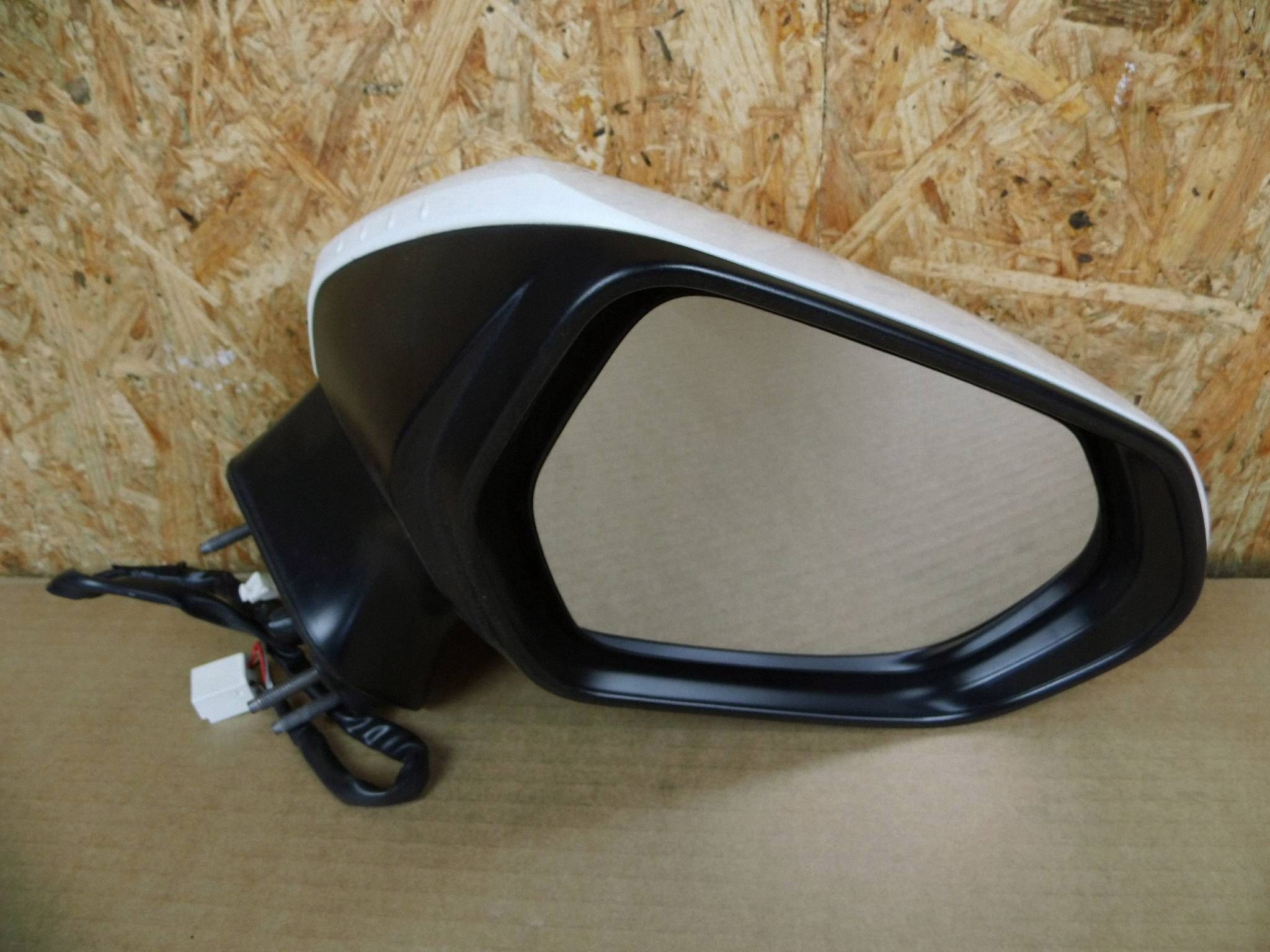 Toyota Corolla E21 mirror right 6 of cables (vertical) - 049749