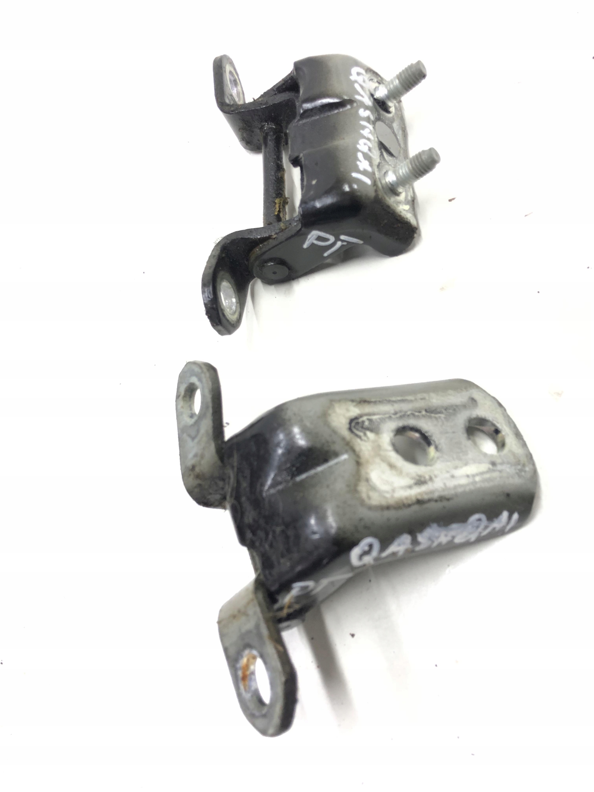 ZAWIASY DRZWI PRAWY TYŁ Z11G NISSAN QASHQAI J10