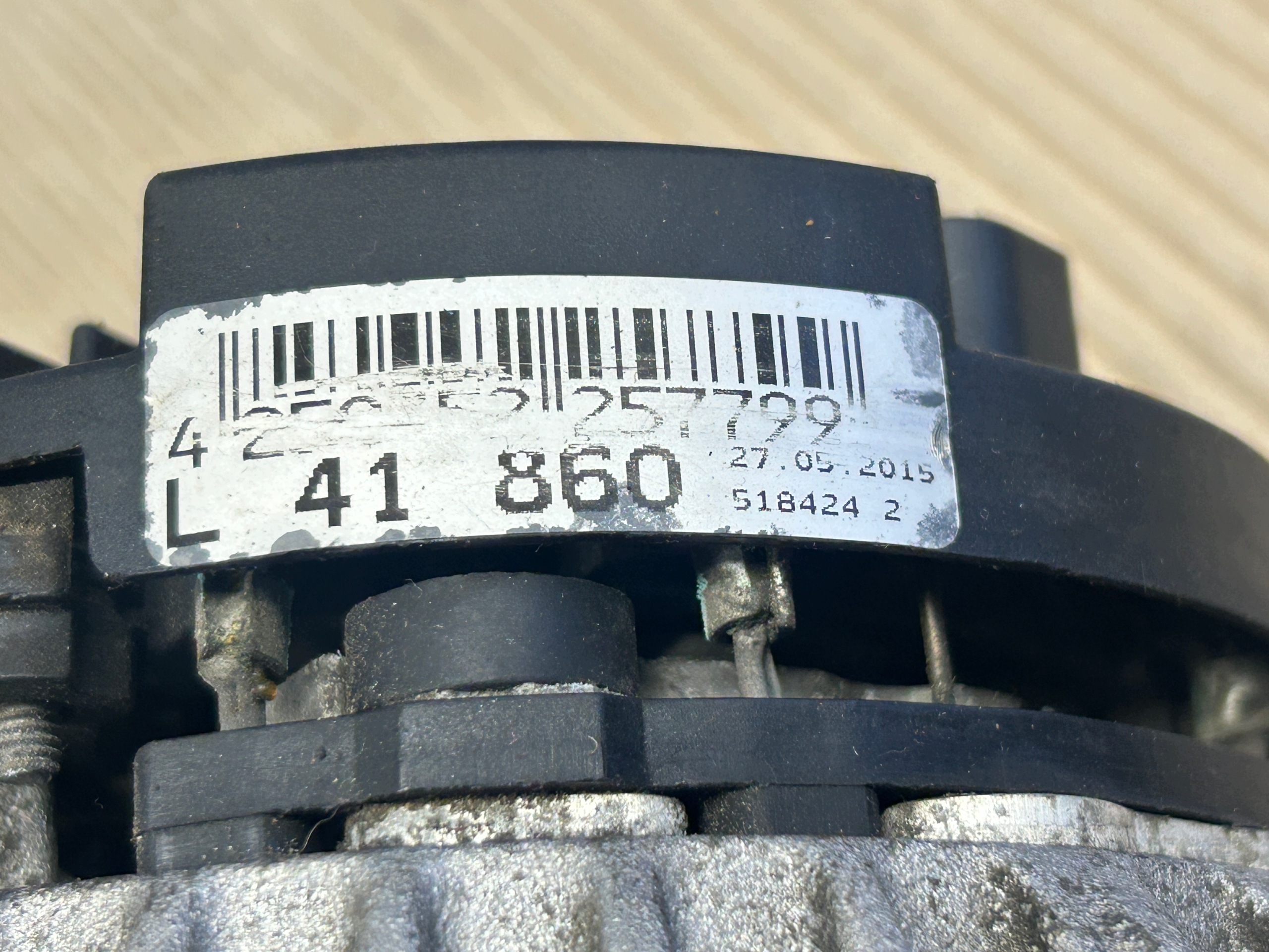 FORD S-MAX und 2,5 Benzin ALTERNATOR