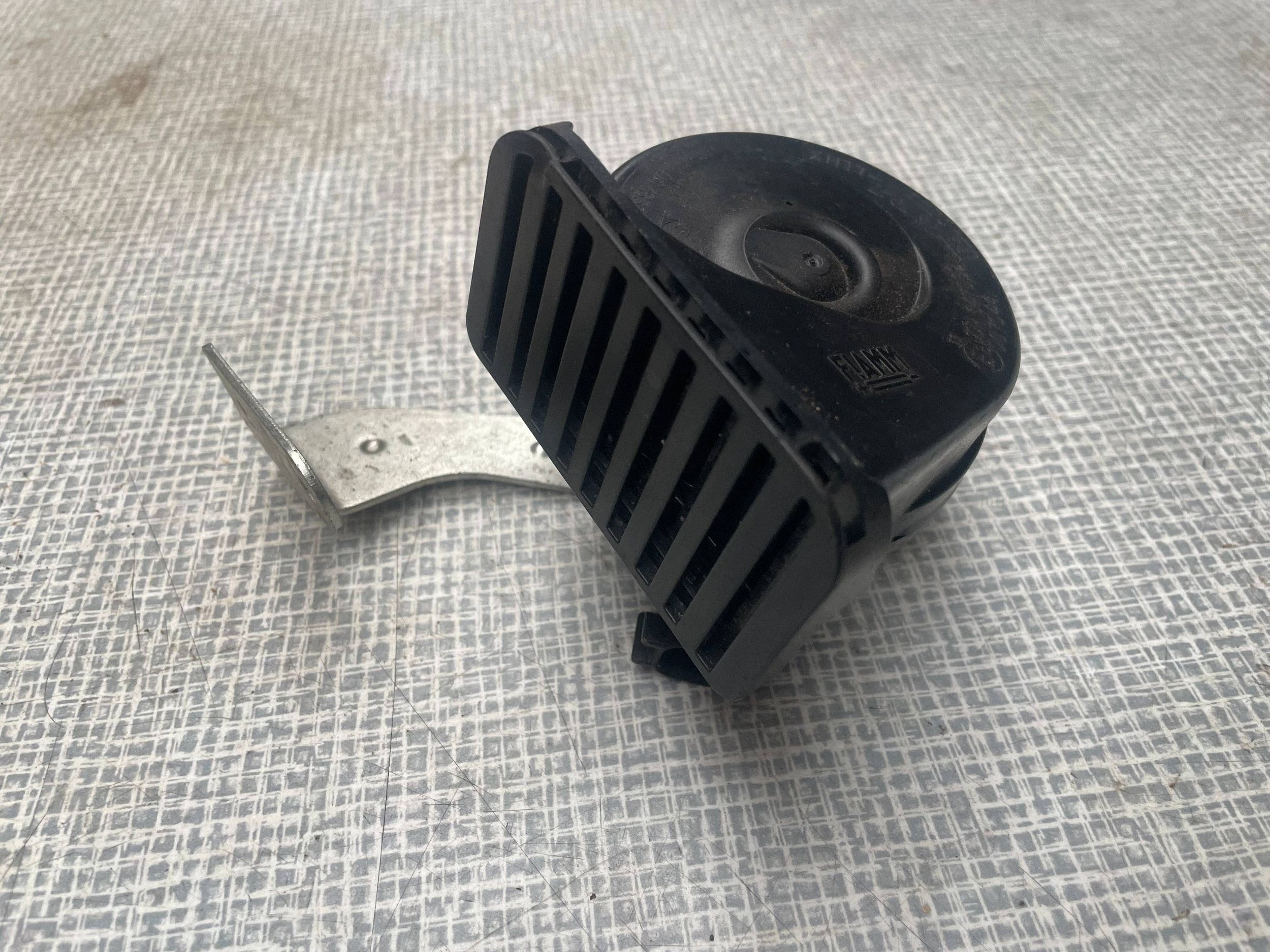 KLAKSON FIAT VOLVO XC60 047052 Originale @A