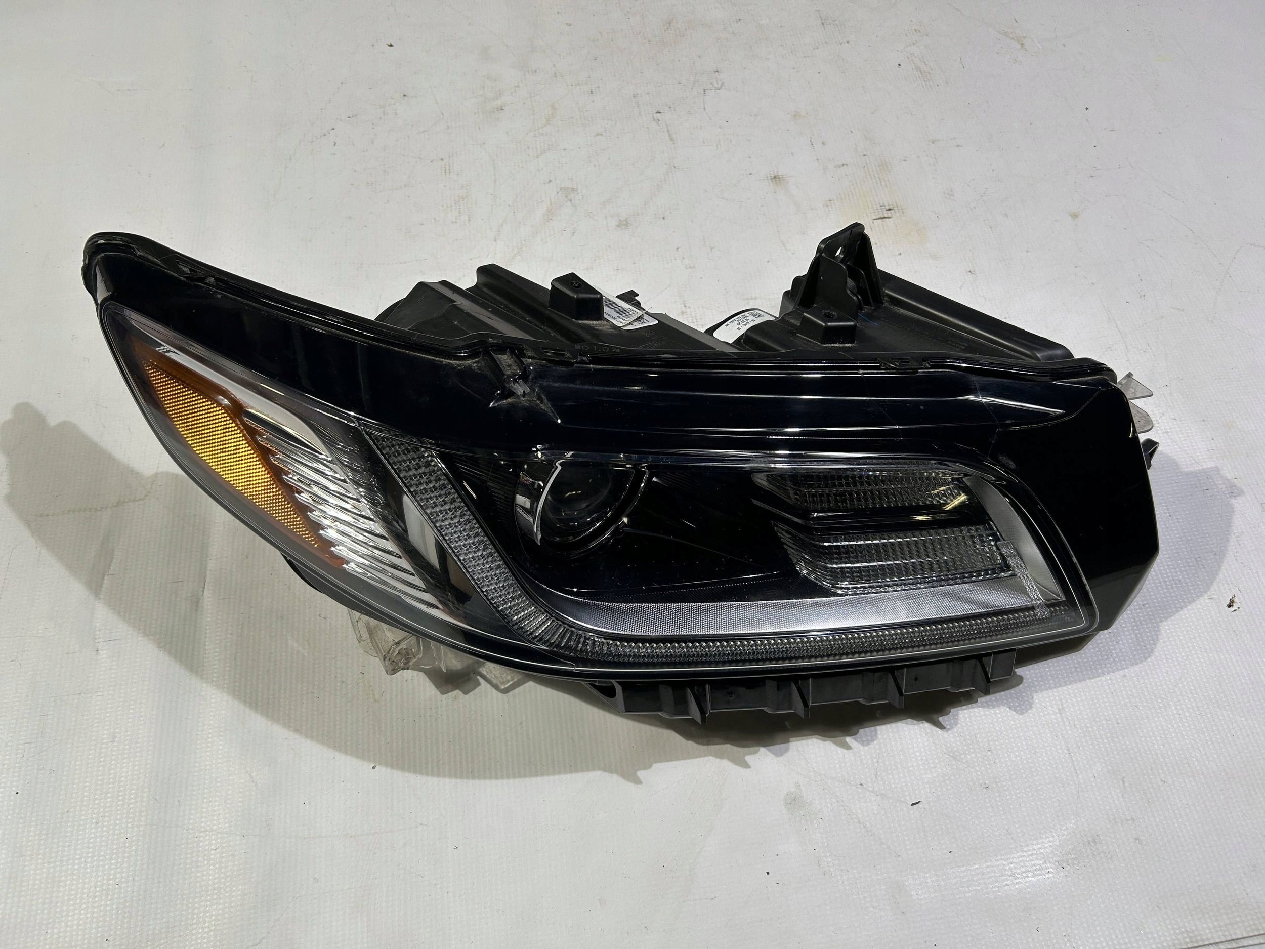 light front front right original USA Lincoln Continental 2017r