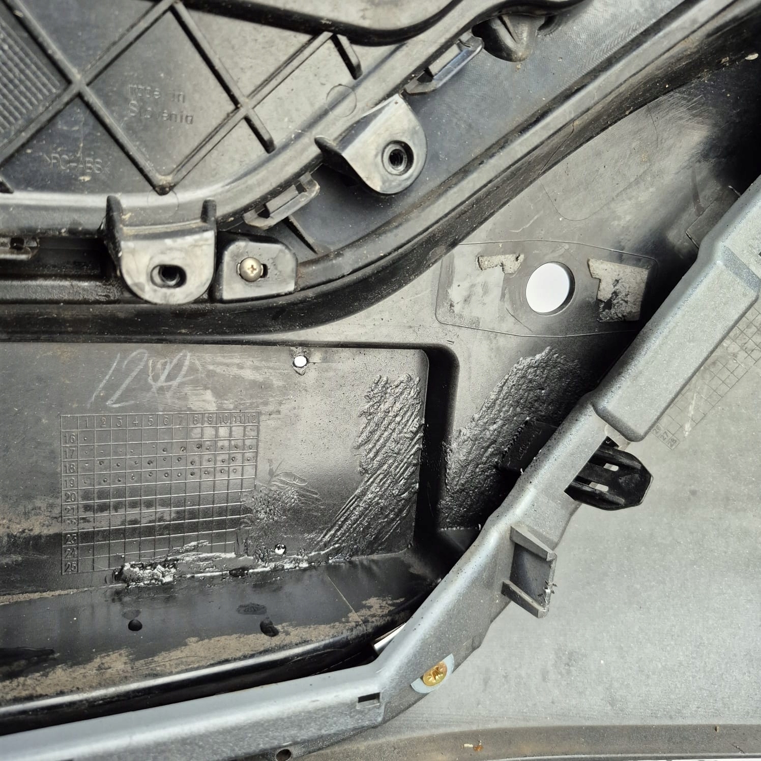 MAZDA CX-5 II 2 17-21 spoiler grid of a bumper left