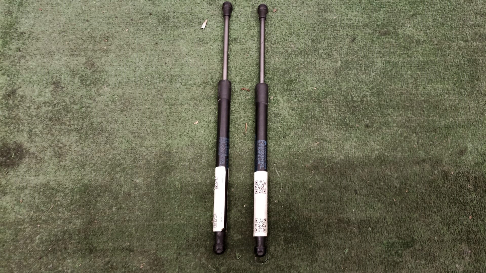 BMW F87 Original Dämpfer heckklappe 7397493