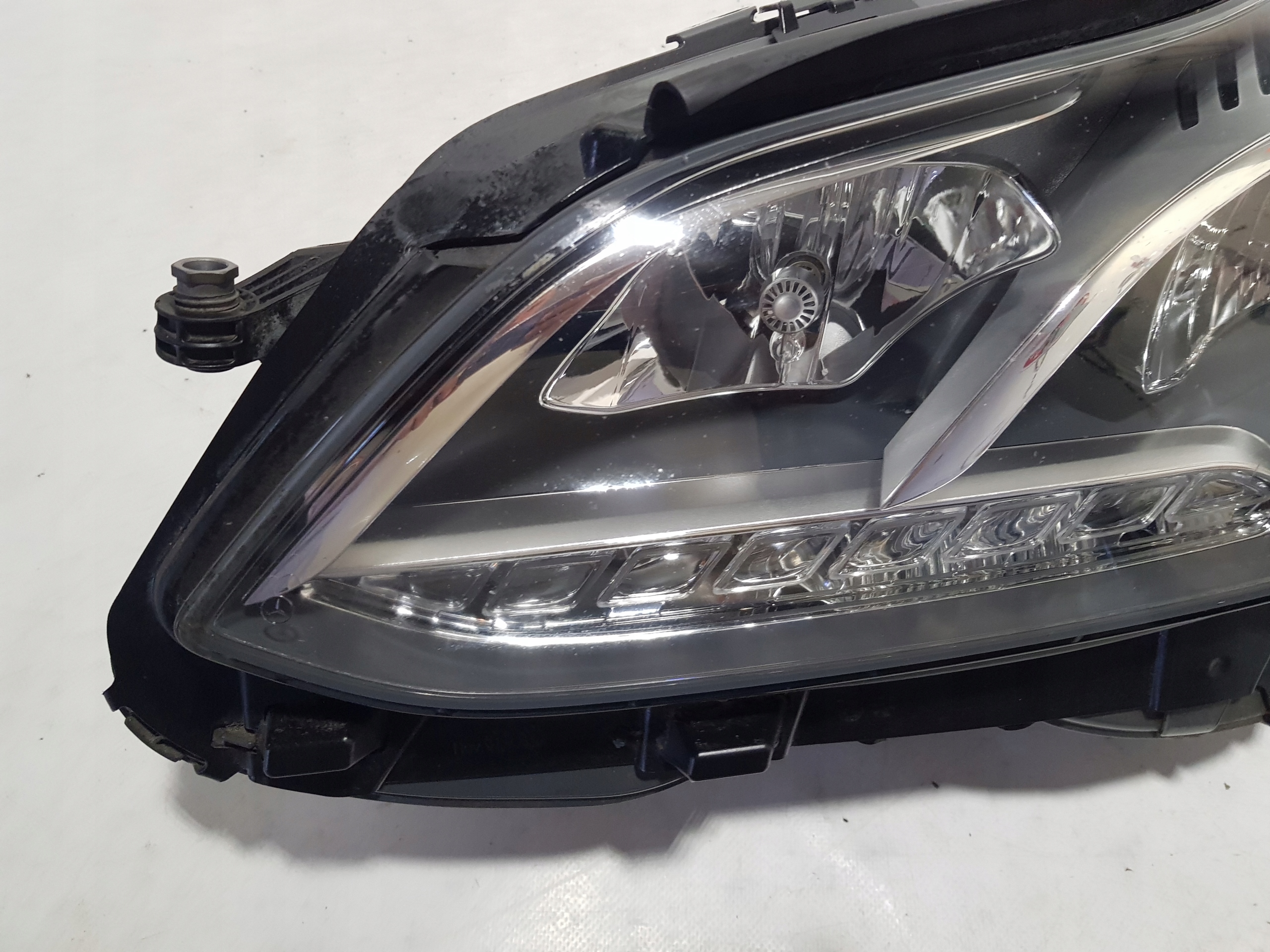 light LED left front MERCEDES W212 LIFT complete