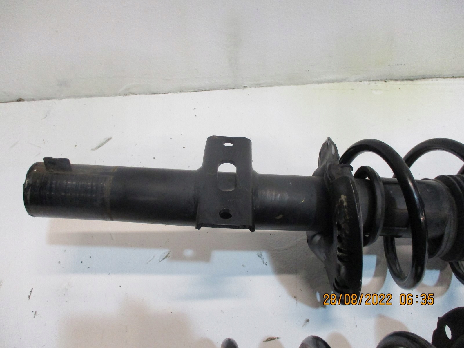 shock absorber AMOR VW T-CROSS 2GM 1,0TSI right left
