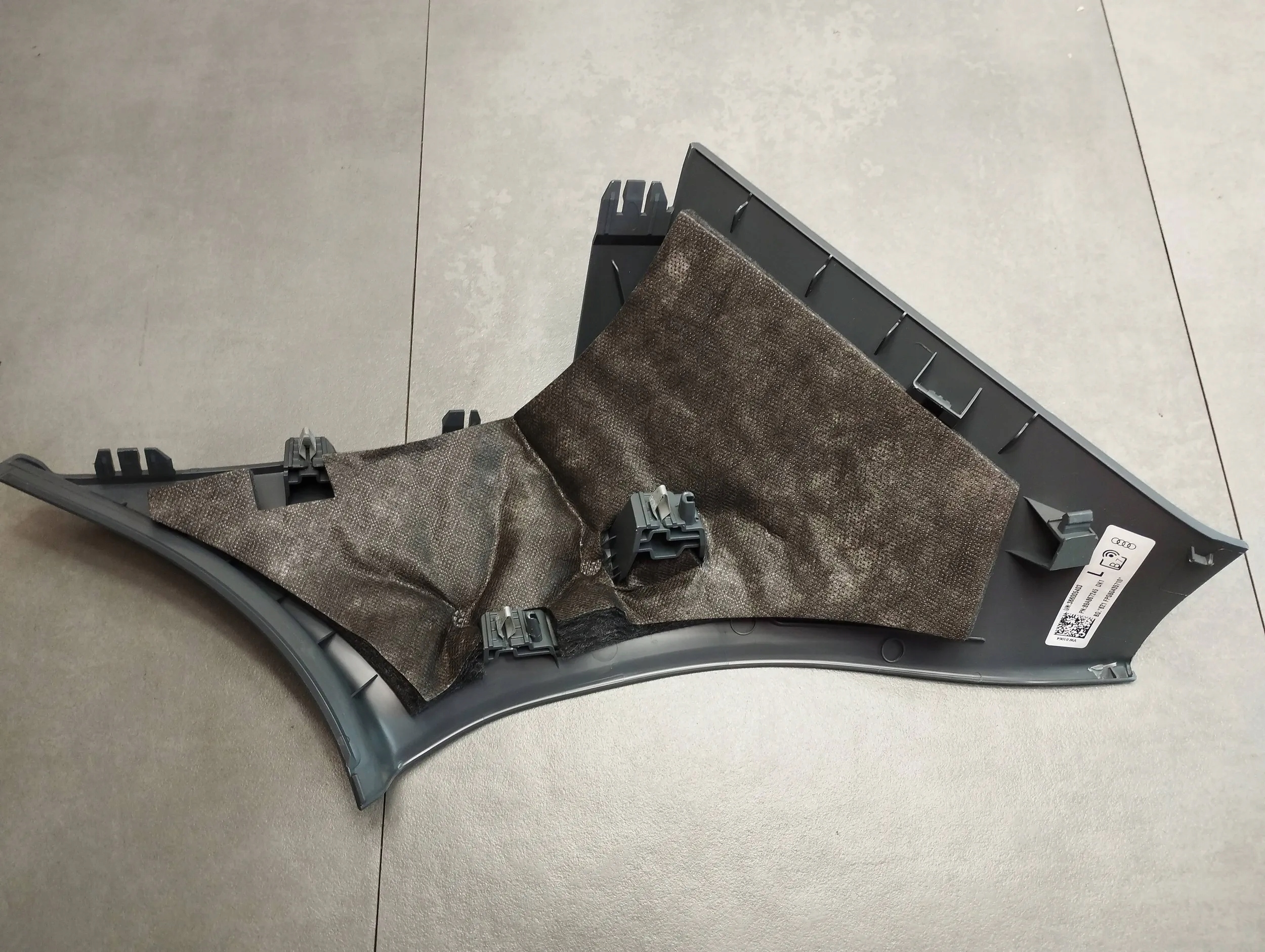 Audi Q4 e-tron Blende Abdeckung SLUPKA 89A867245