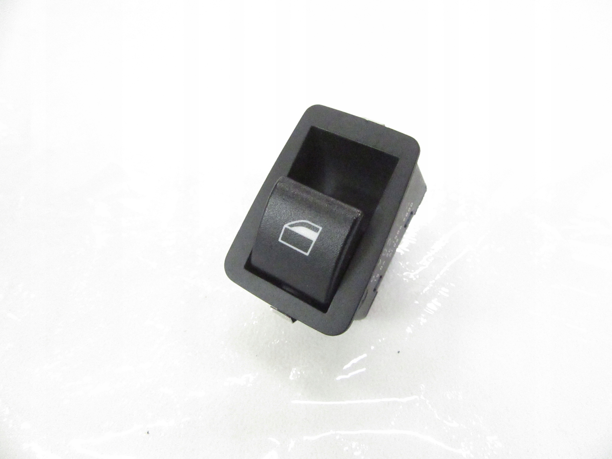 switch button windows rear part BMW e46 sedan KOMBI