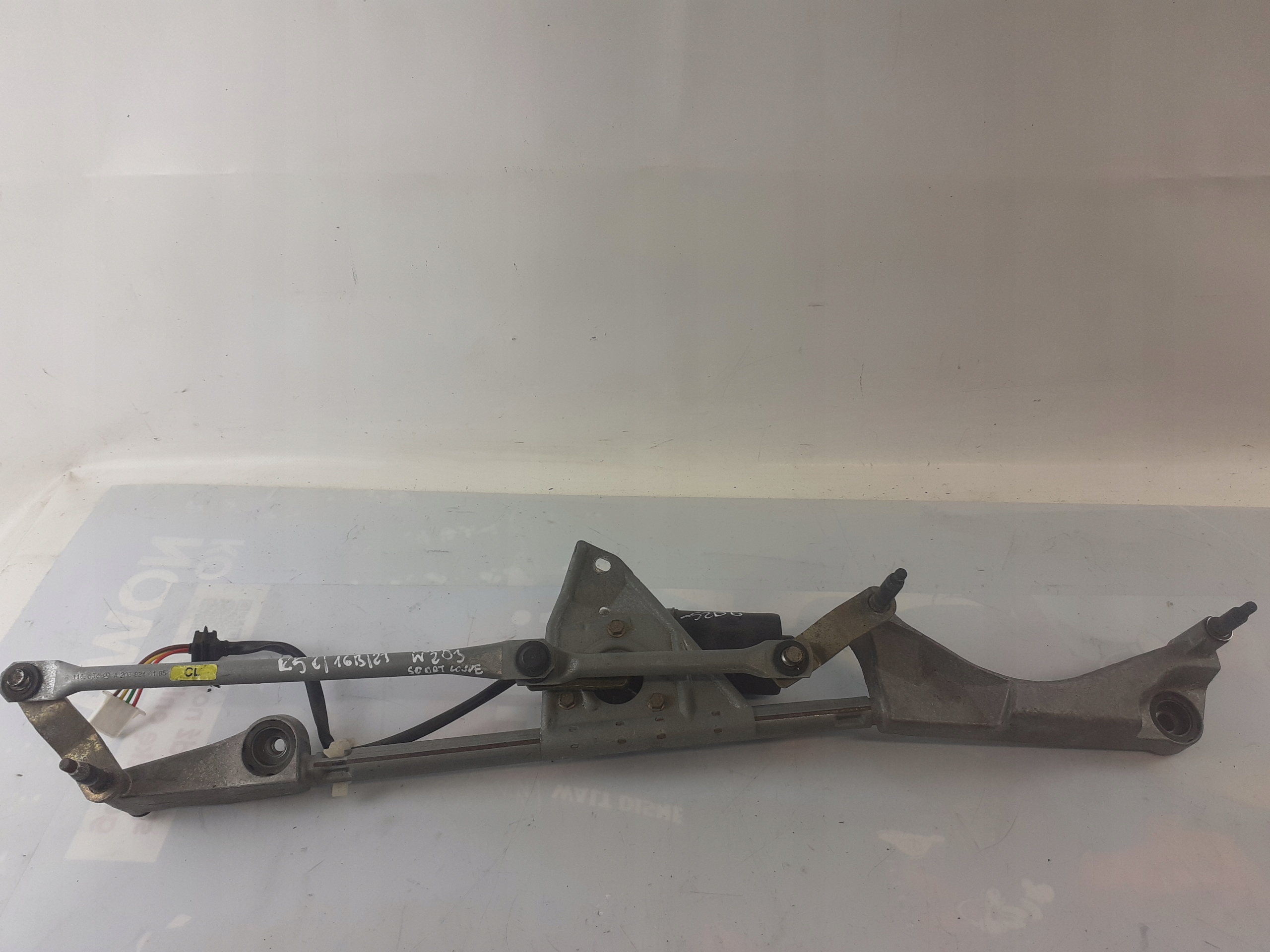Mercedes W203 wiper mechanism front