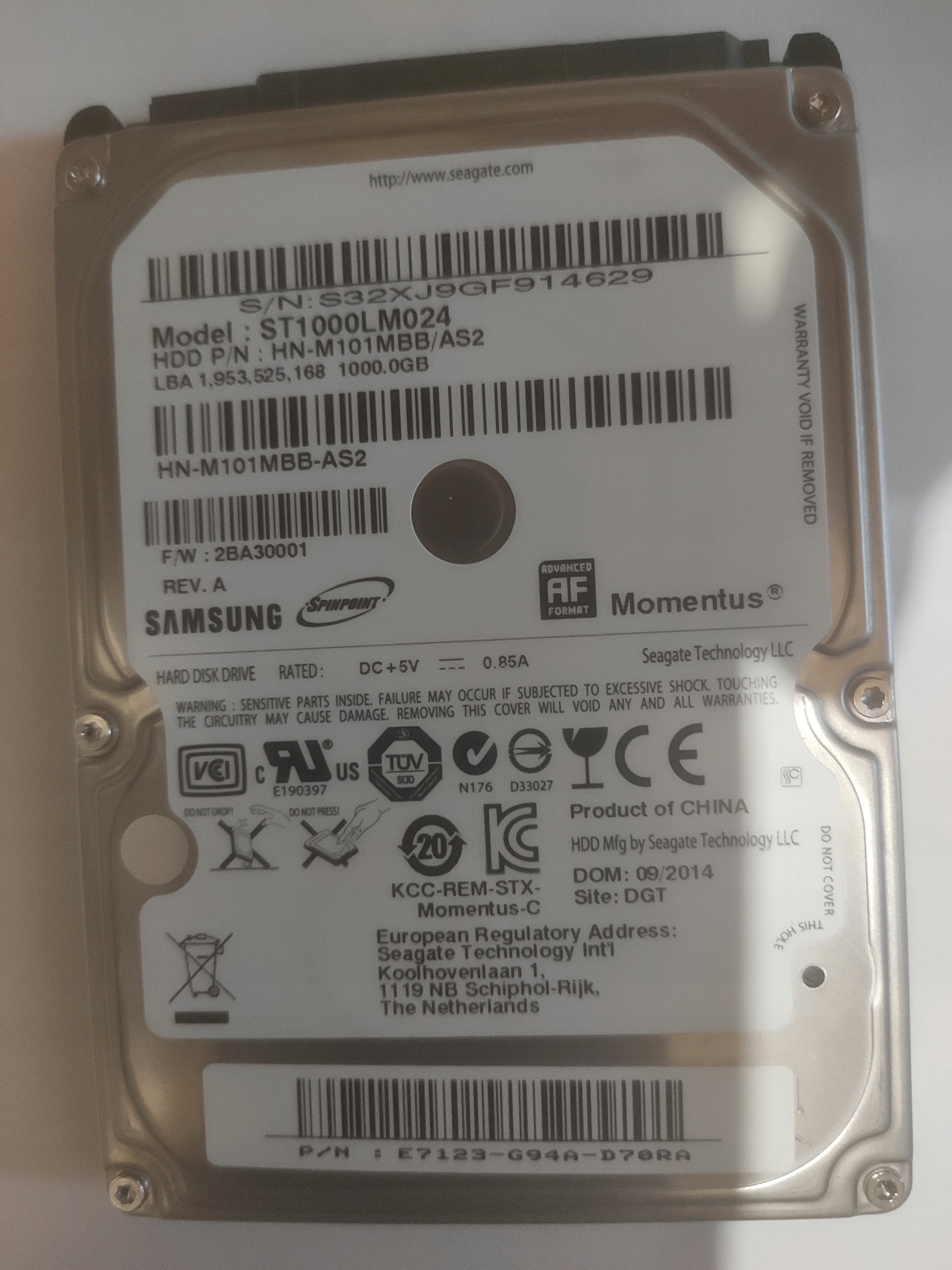 Dysk SAMSUNG Do Sony PS4 + PenDrive 16GB + system