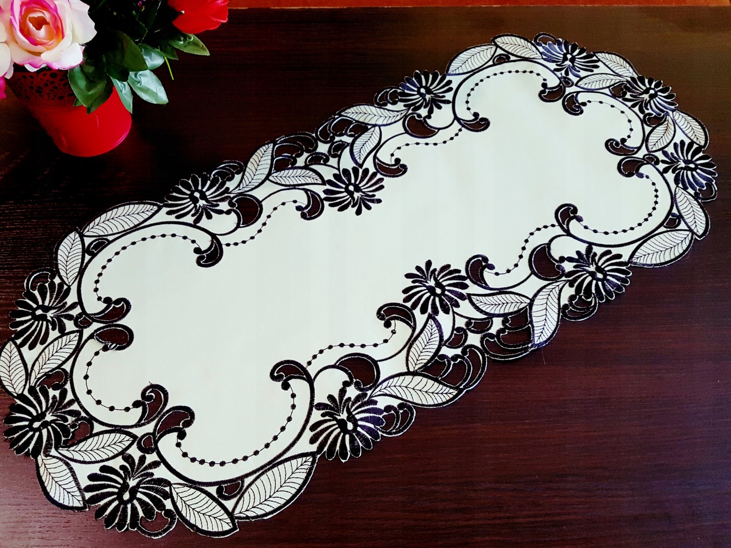 

Bieżnik Dekoracyjny 40 x 90 cm biały