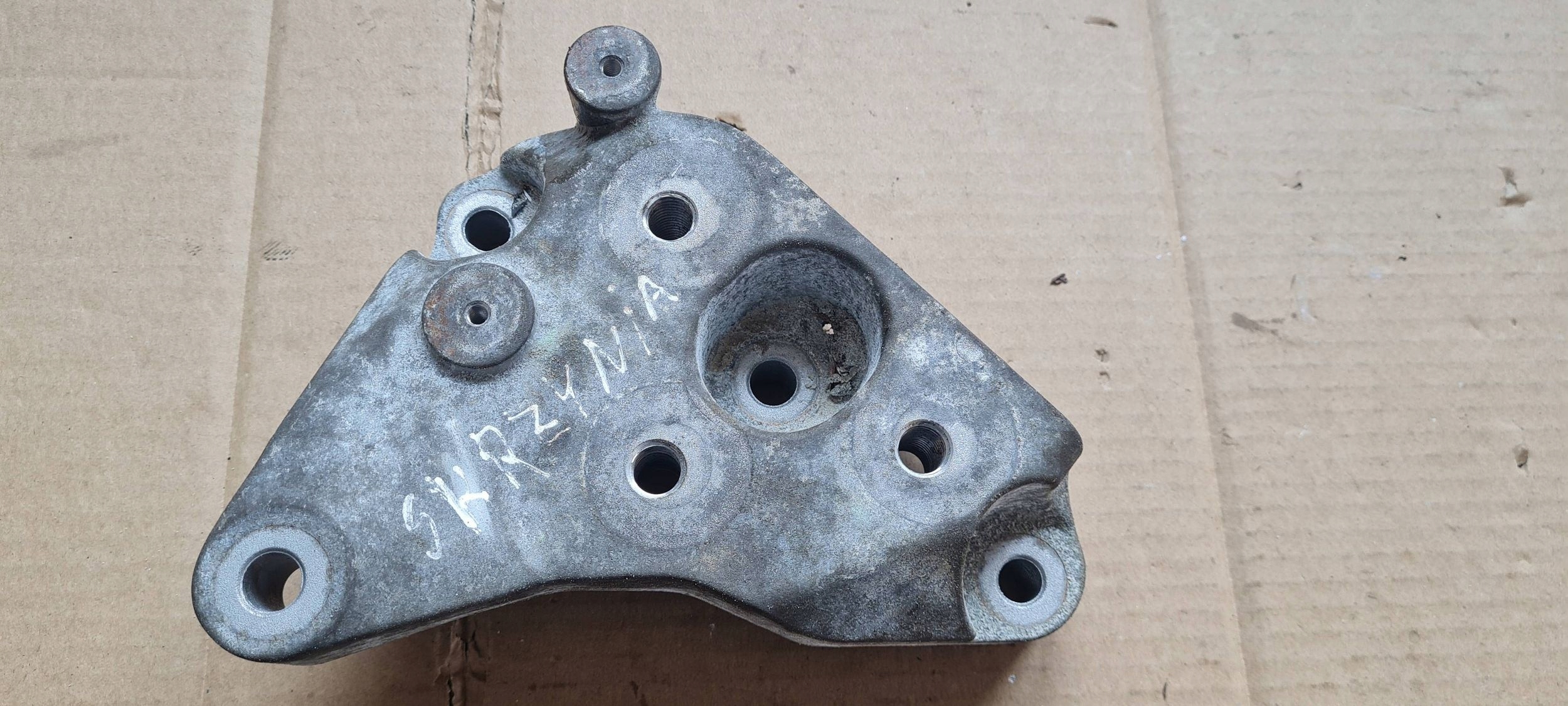 Chrysler Pacifica 2022 Supporto maniglia cambio ingranaggi 3.6 68470172AA