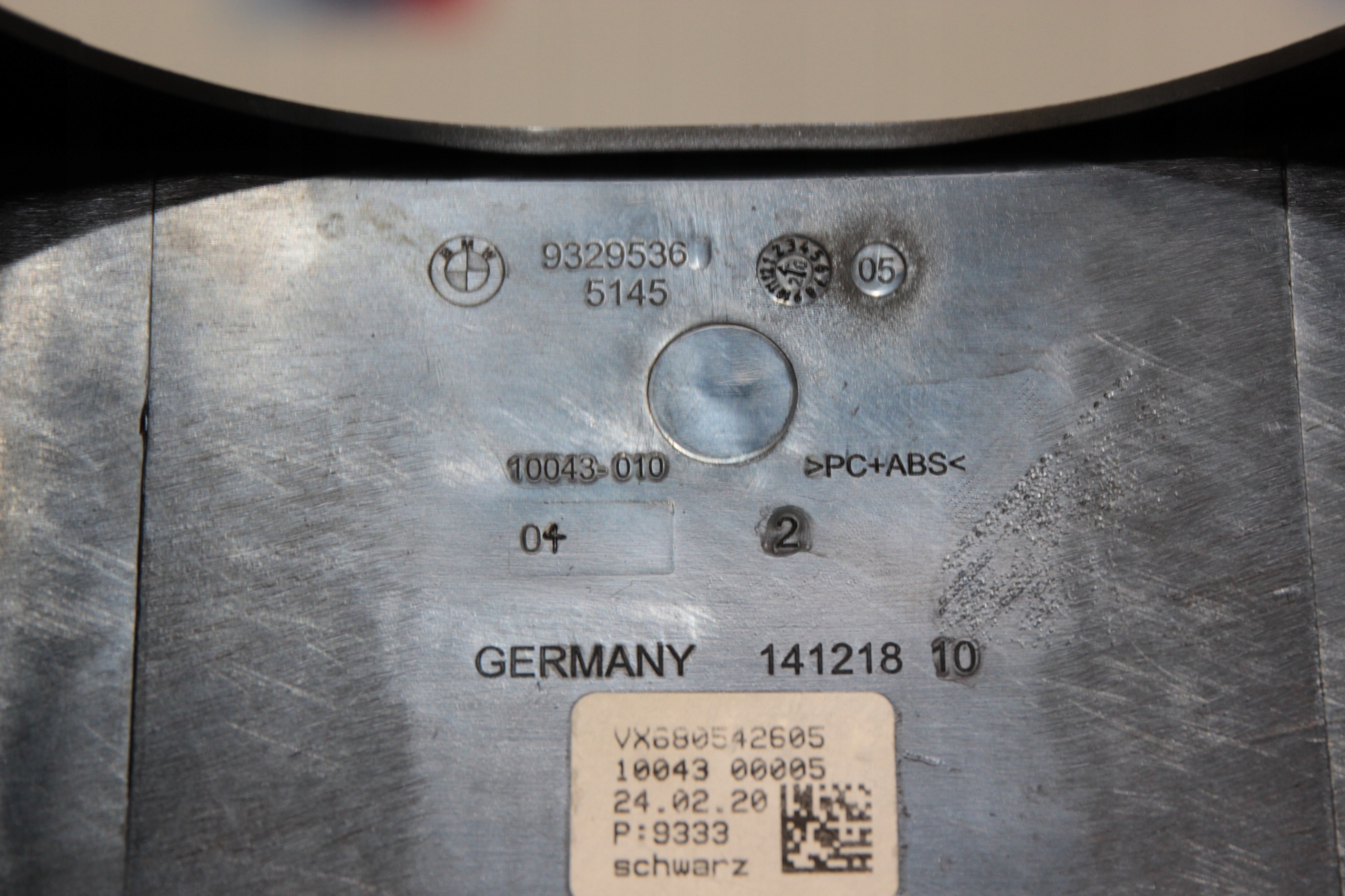 BMW G30 G31 obal volantu 9329536