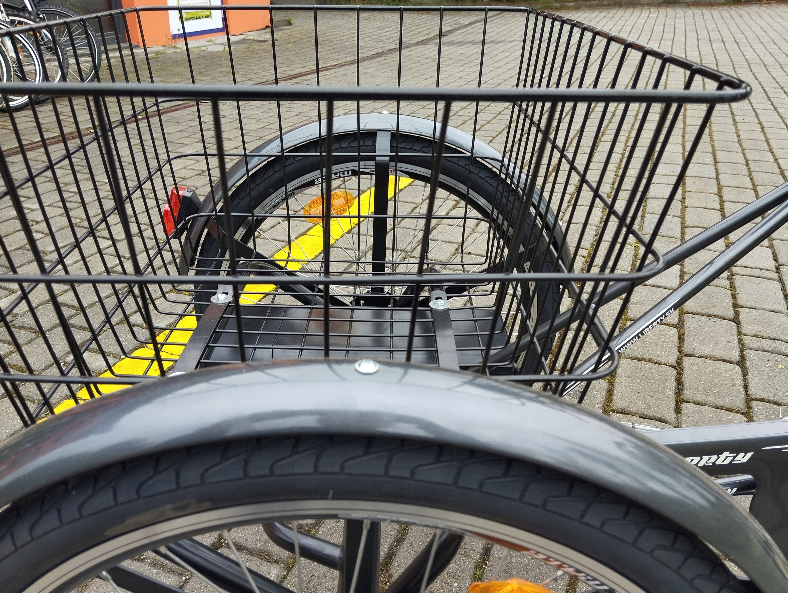 ROWER TRÓJKOŁOWY LIBERTY COMFY 24" 3 SPD ELEKTRYCZNY Model COMFY