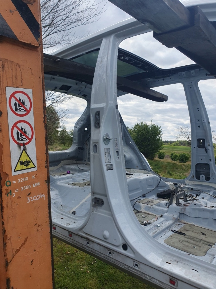 SŁUPEK PRAWY B ŚRODKOWY PRÓG KIA SPORTAGE III 3 2014 FOTO PAINT WD