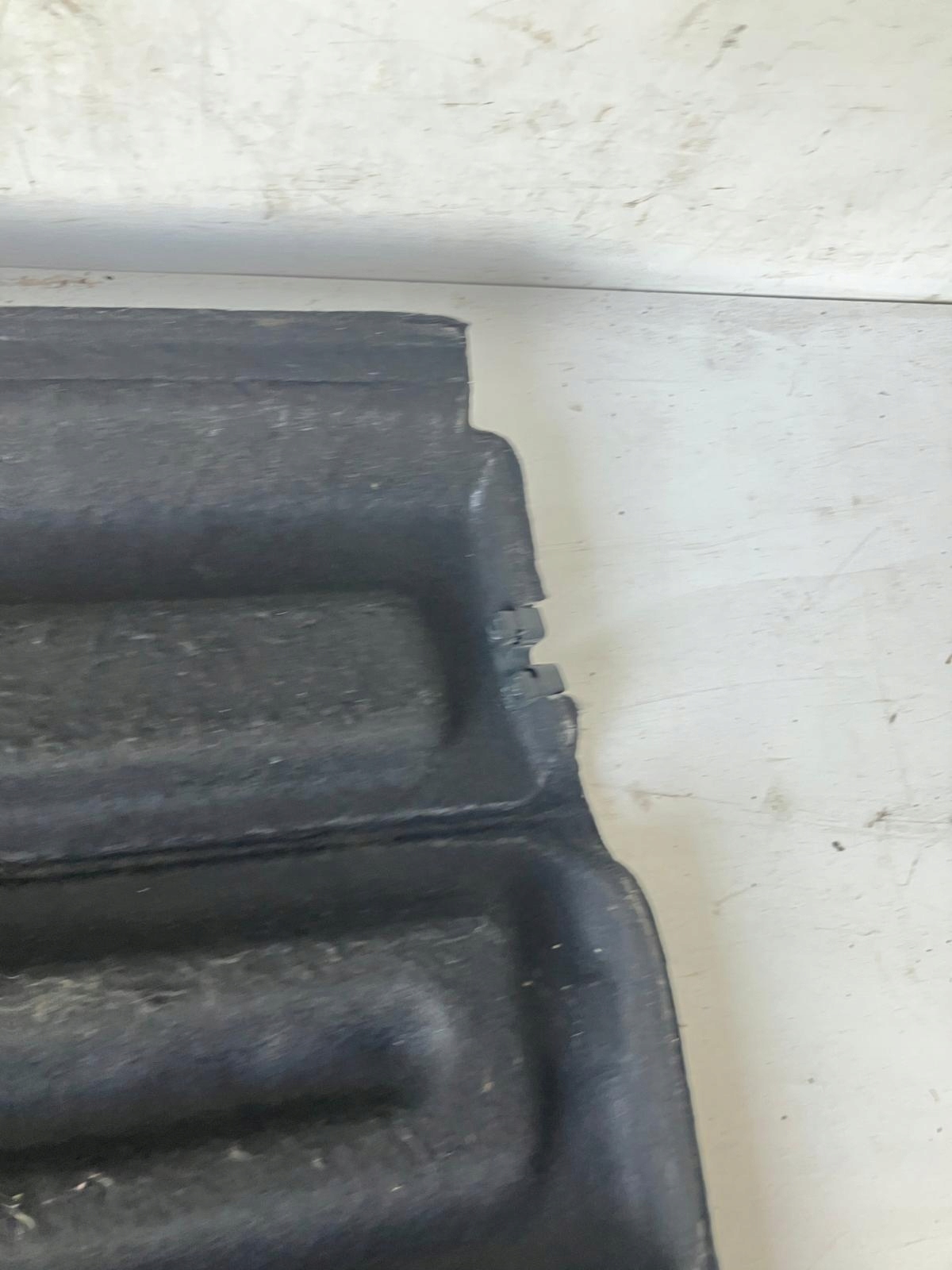 plato boot PEUGEOT 3008 and (09-16)