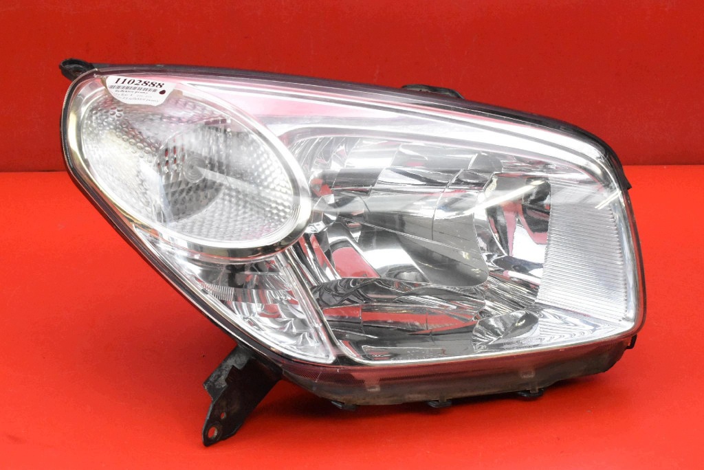 REFLEKTOR right light front EU TOYOTA RAV4 2 II 00-03
