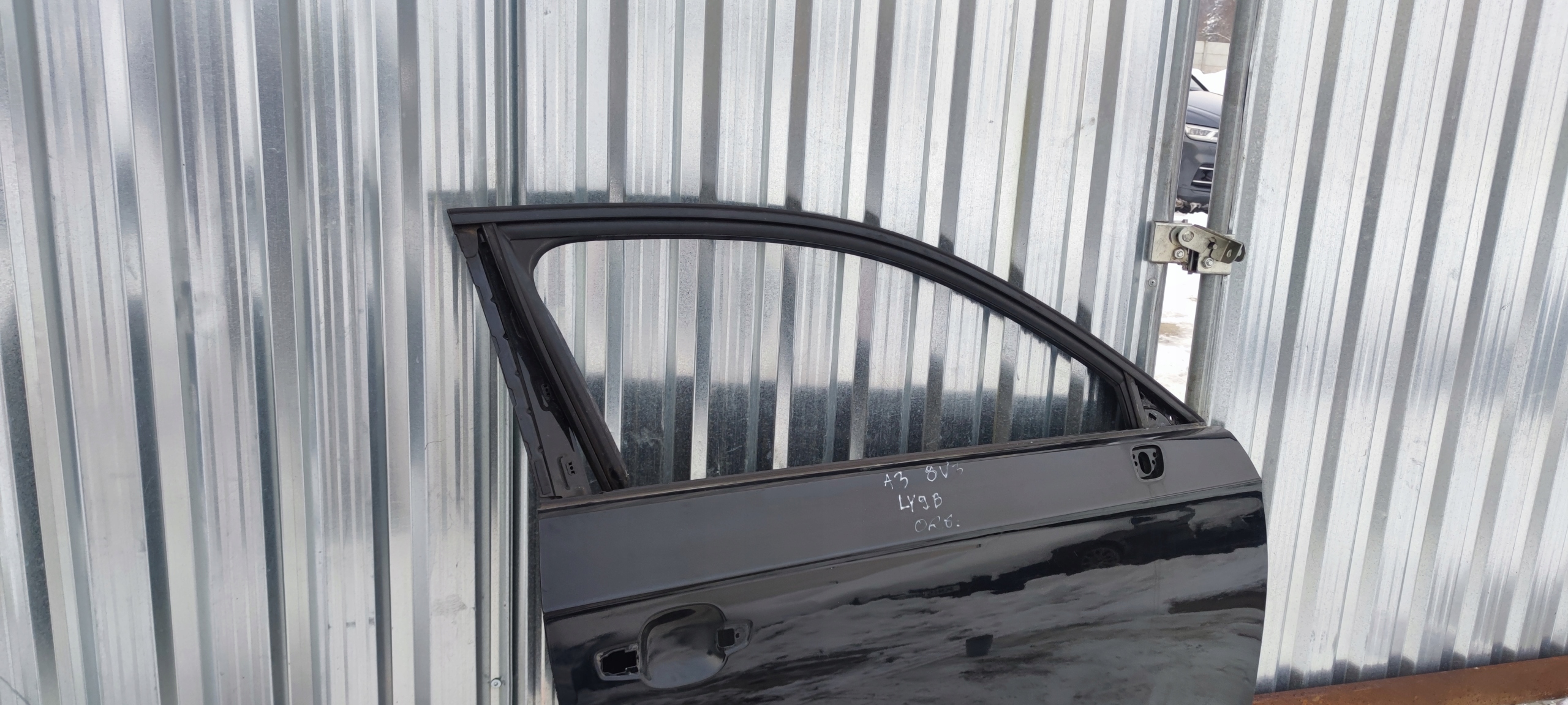 door right front AUDI A3 8V 8V3 3-door LY9B original !!!