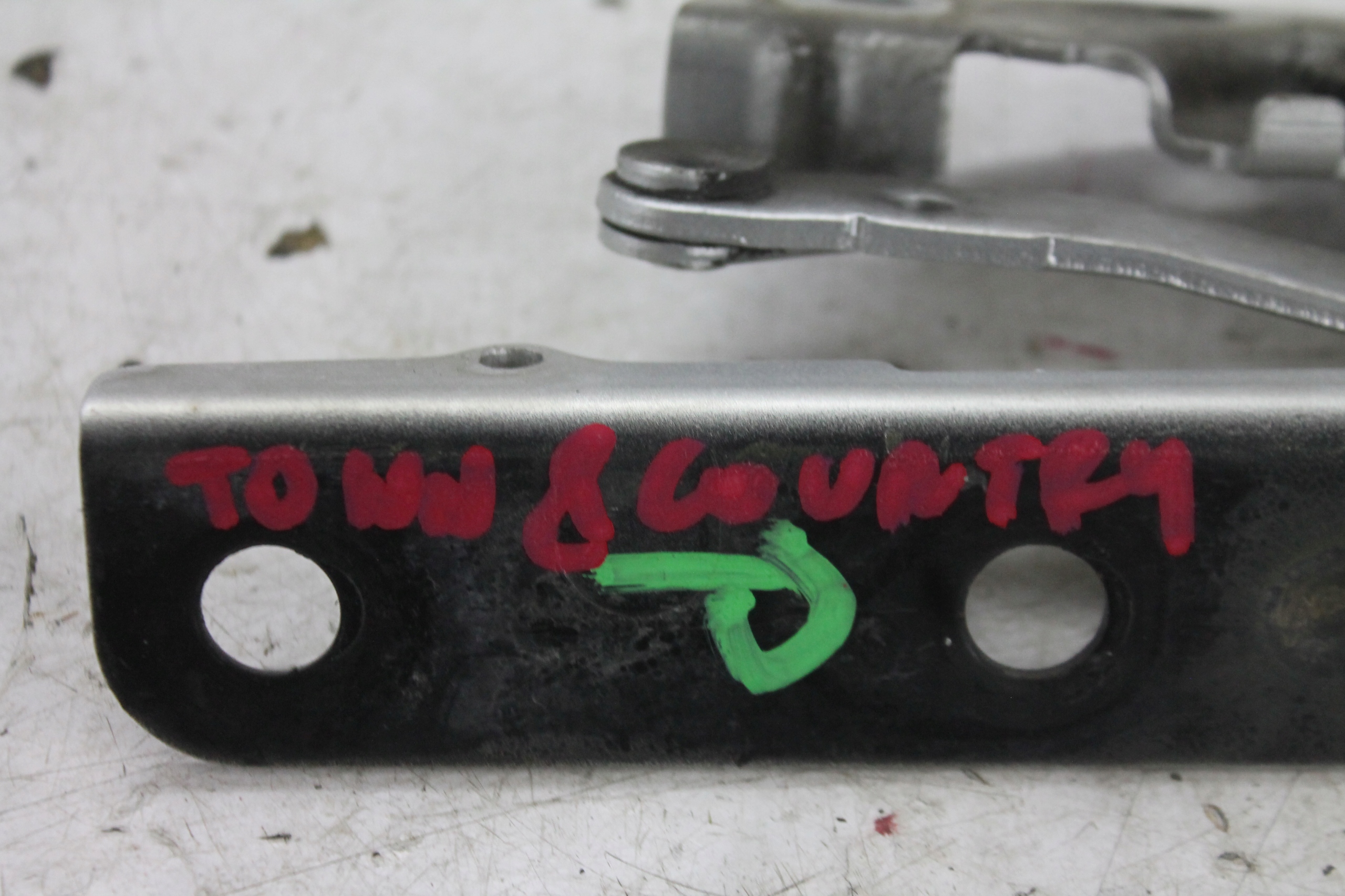 hinge bonnet hinges KOMPLET VOYAGER TOWN COUNTRY