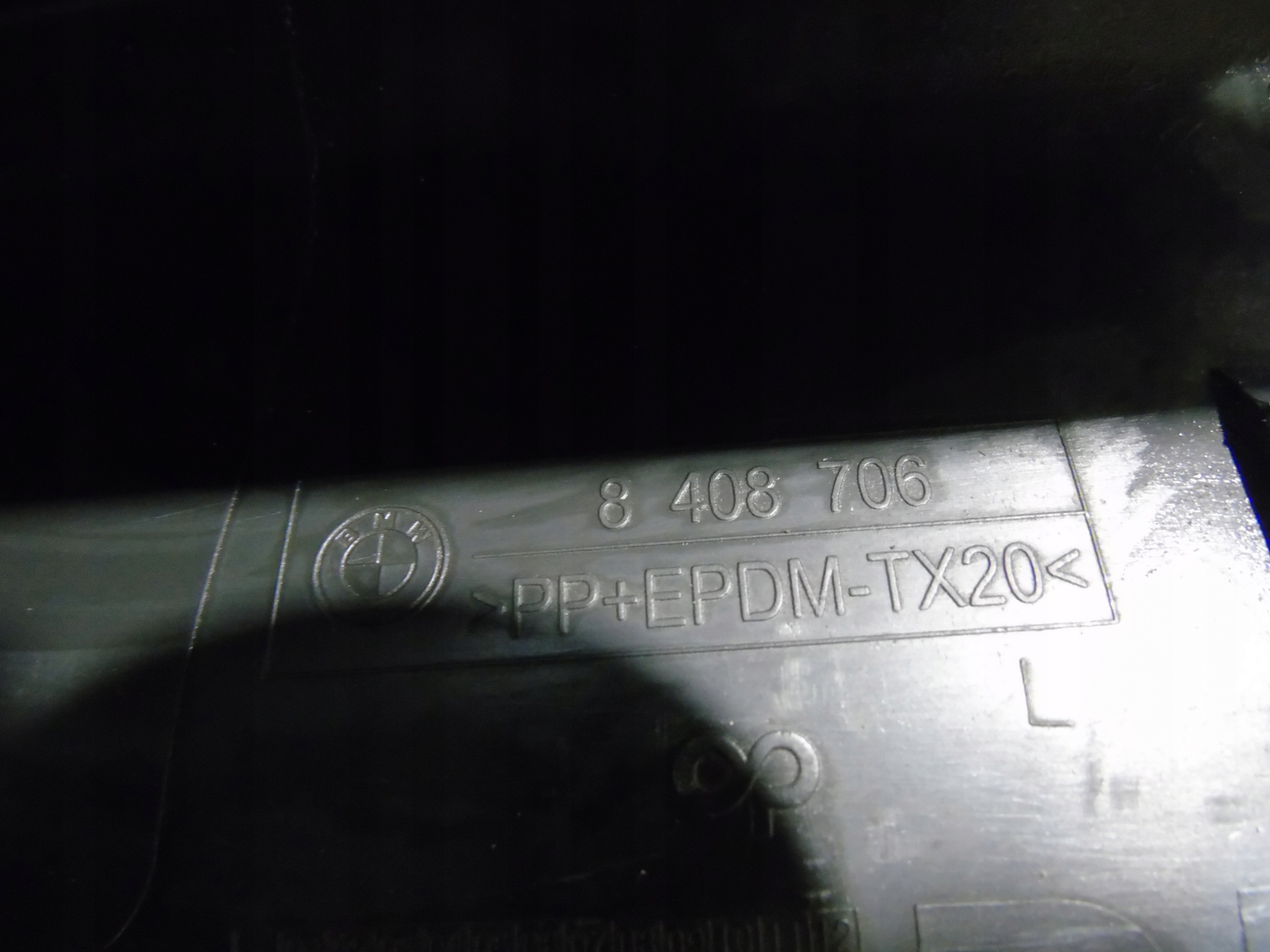 IDEALNA KPL. moulding threshold right BMW X5 E53 1