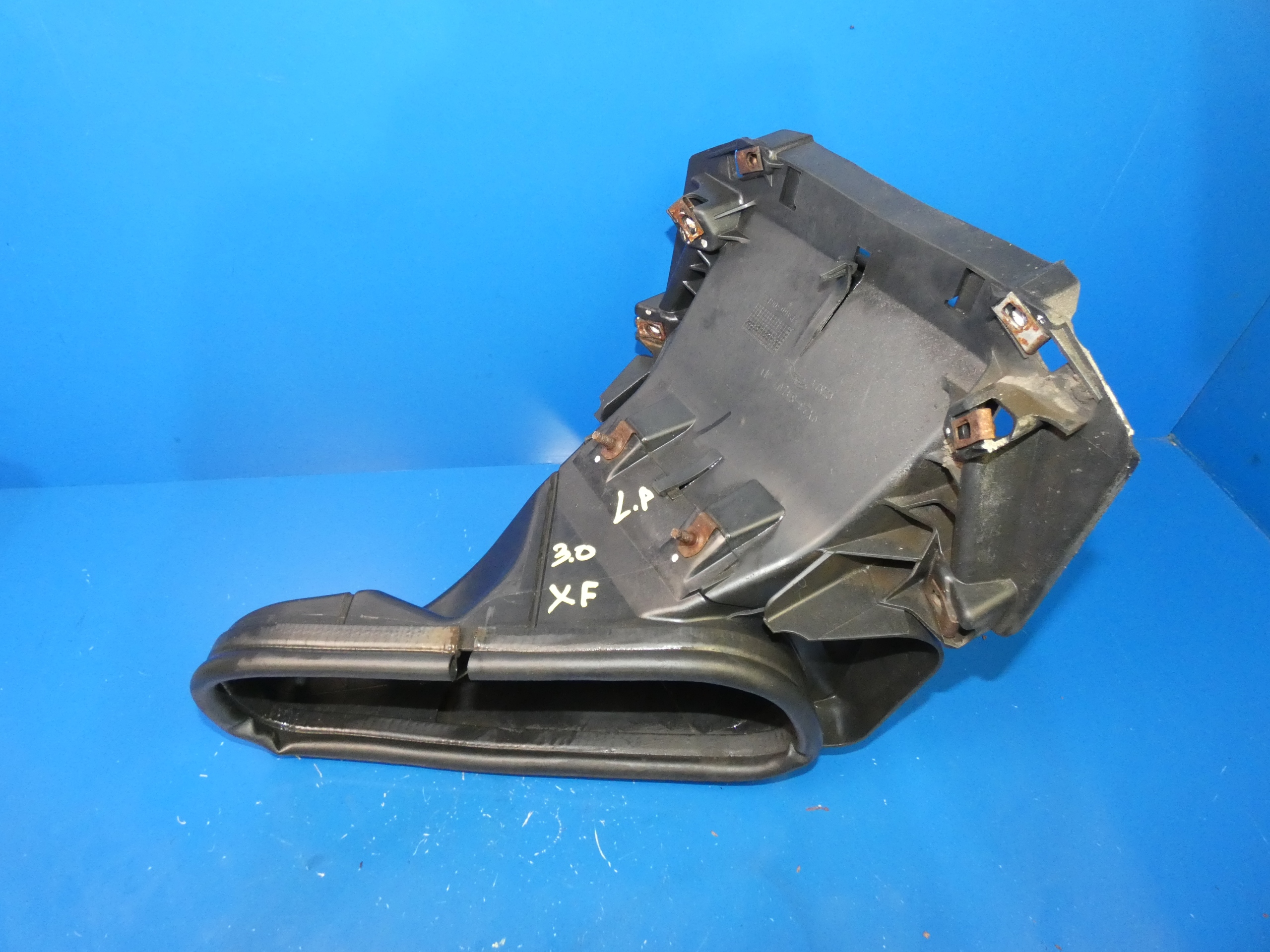 JAGUAR XF pipe intake LAPACZ air duct air line