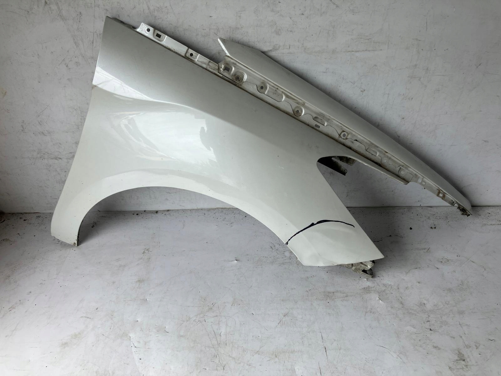 fender right front CITROEN DS5 KWED