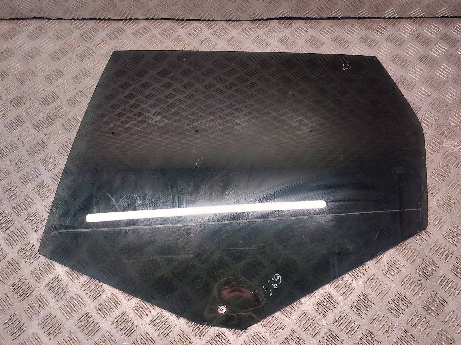 window door left rear part VOLVO XC60 and CIEMNA 2012R