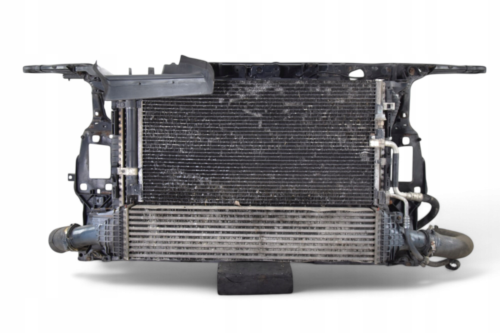 support panel for radiators AUDI A4 B8 sedan 2.0 TDI 143KM CAG Manual 2010r.