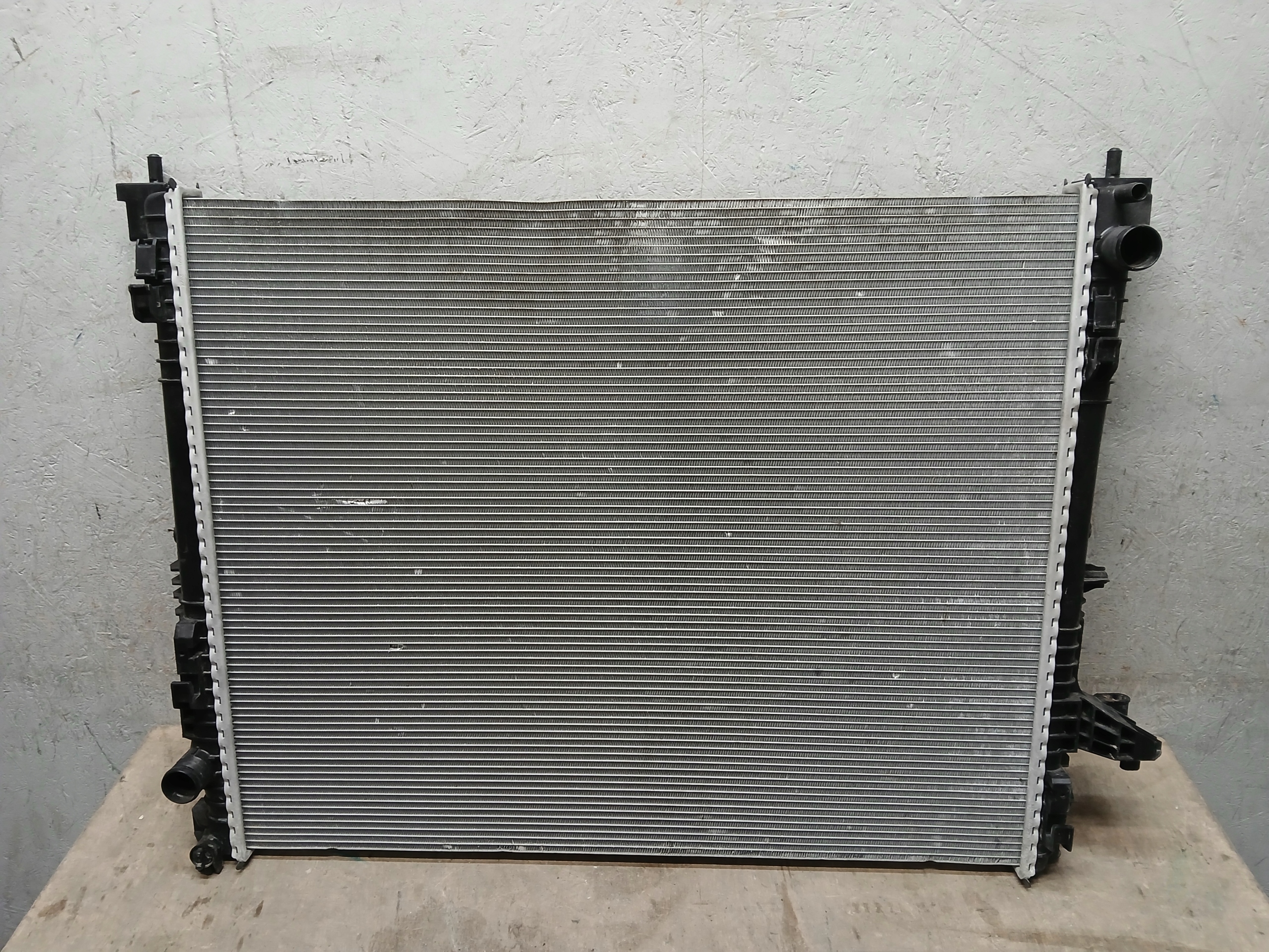 water cooler RENAULT TRAFIC III 3 LIFT 214106338R