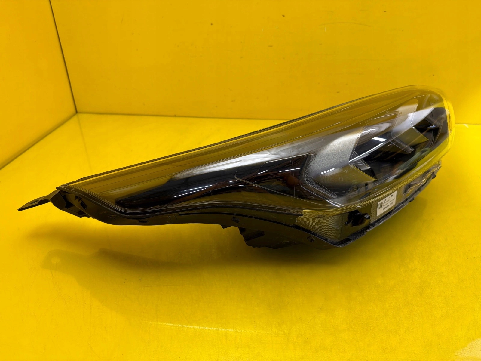 light right Kia Ceed III Lift Full Led 92102J7500