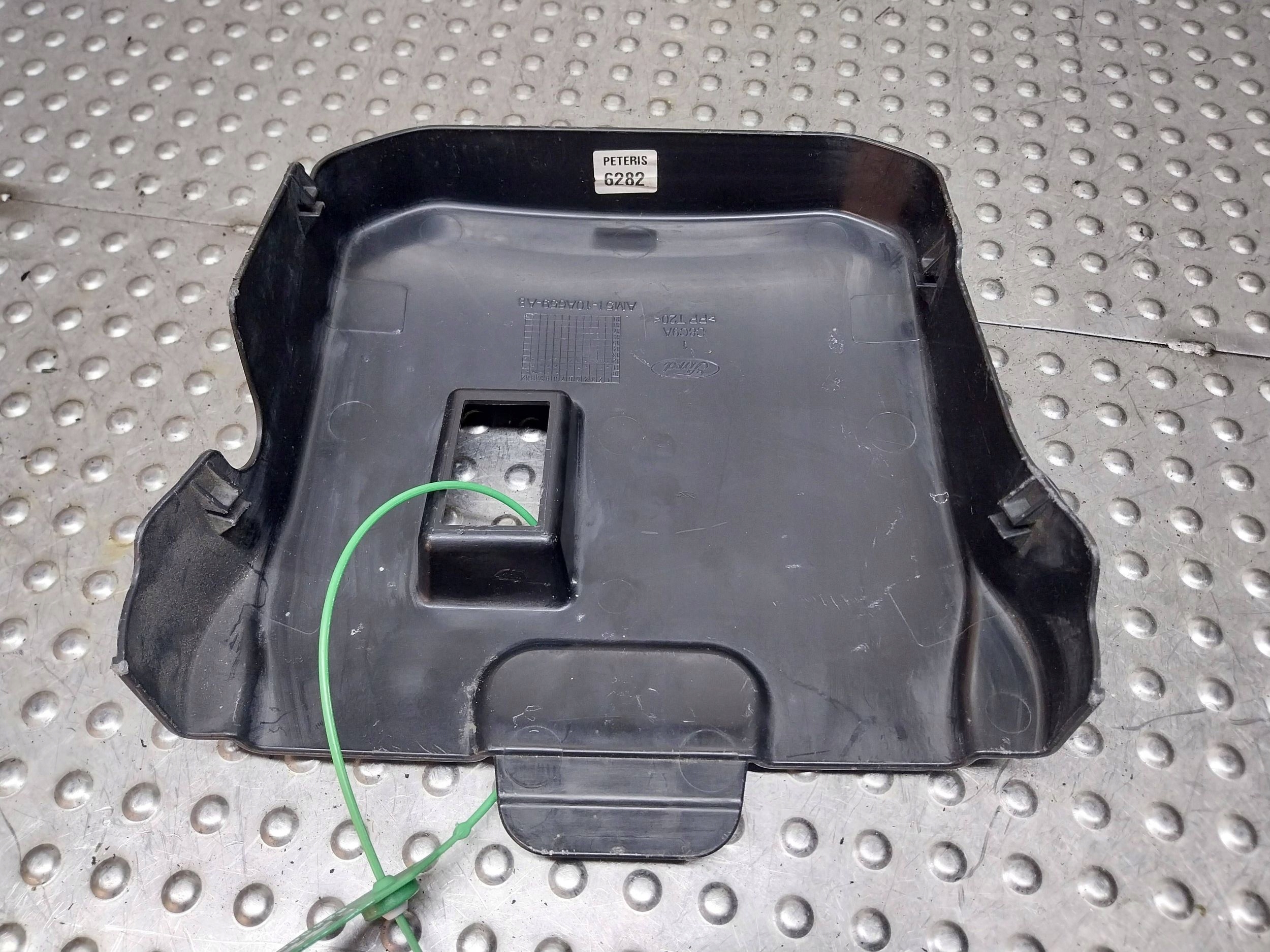 Blende Abdeckung AKUMULATORA AM51-10A659-AB FORD FOCUS MK3 C-MAX MK2