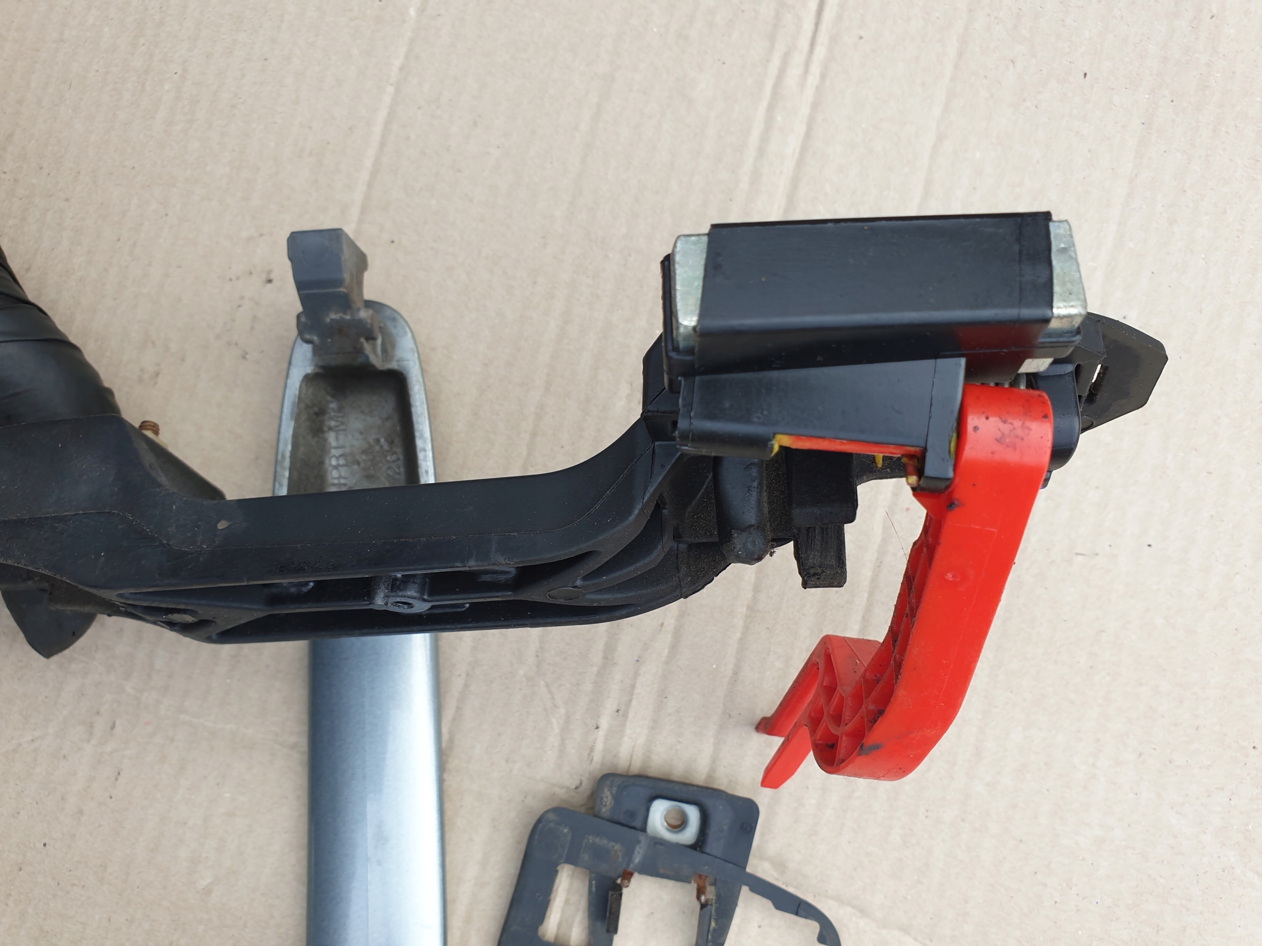 handle exterior right rear part holder console TOYOTA YARIS II OE