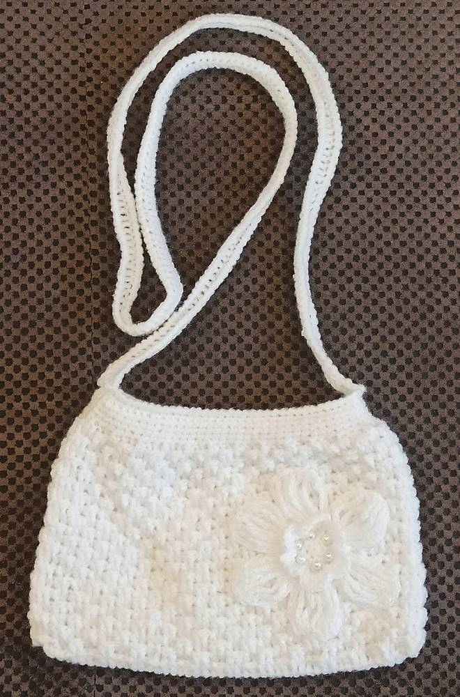 SZYDEŁKOWA TOREBKA DLA DZIEWCZYNKI KOMUNIA Marka bez marki