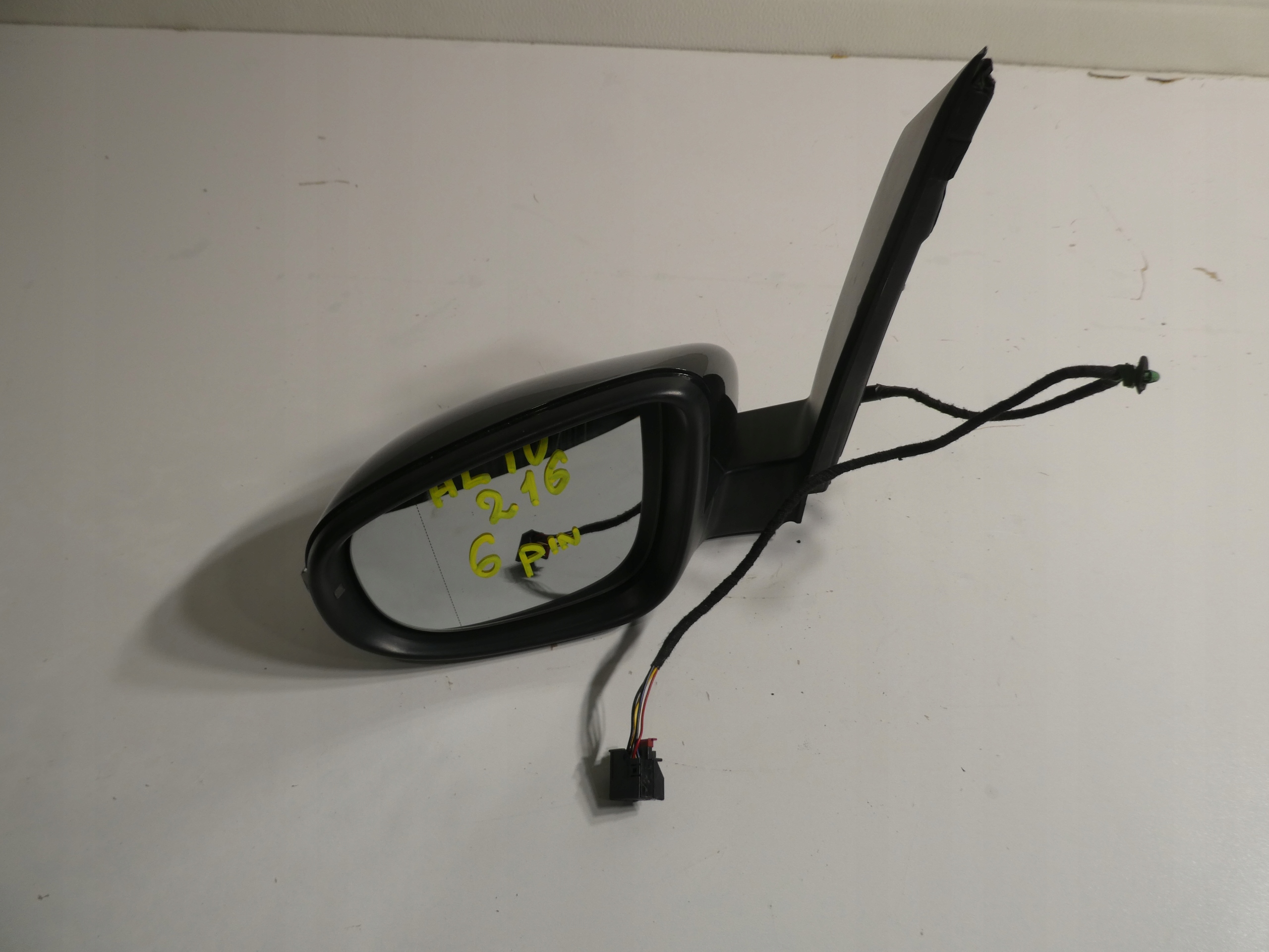 mirror left VW TOURAN II 1T0857933A 6PIN