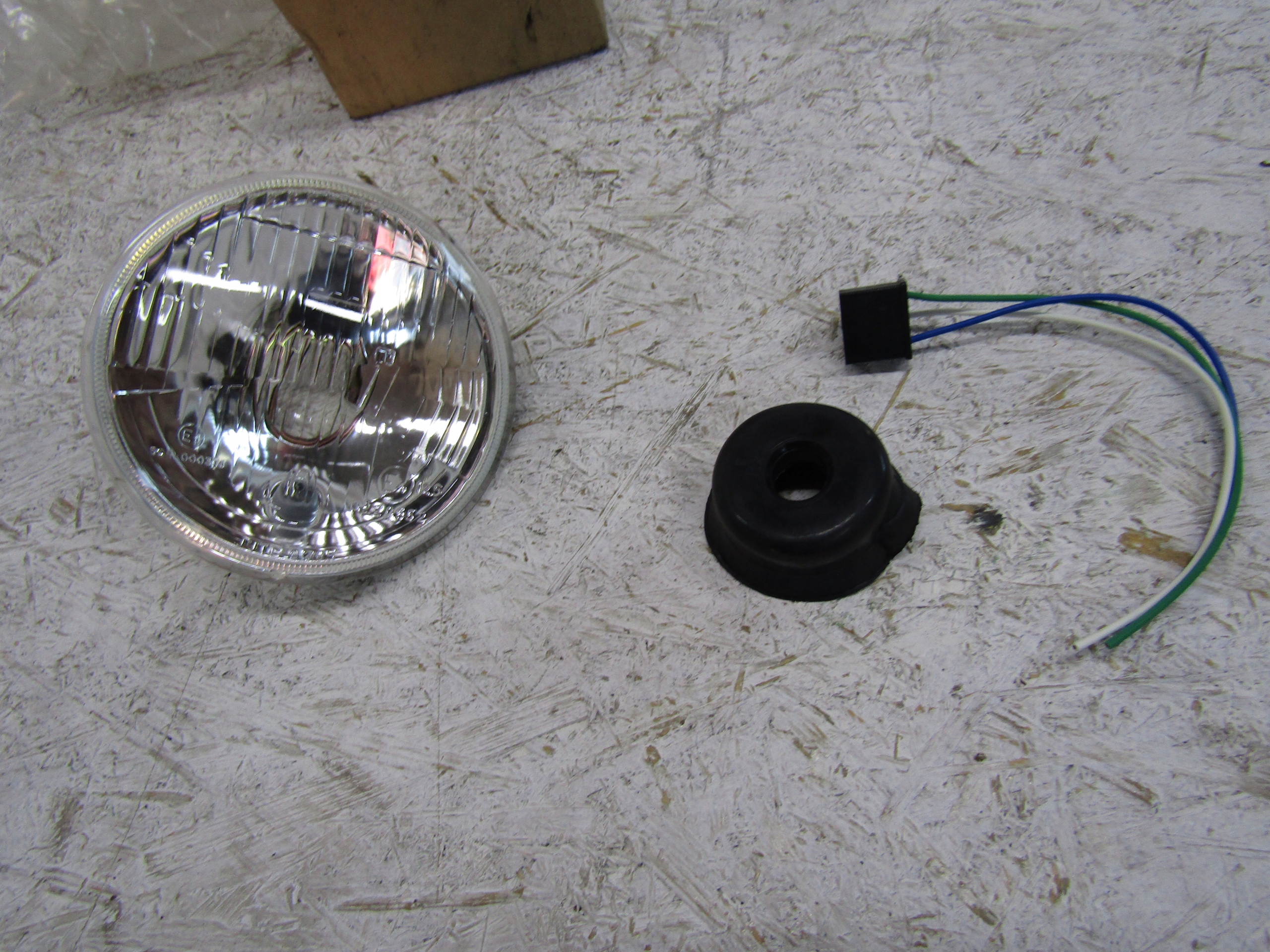 Harley Davidson фара передня Європа