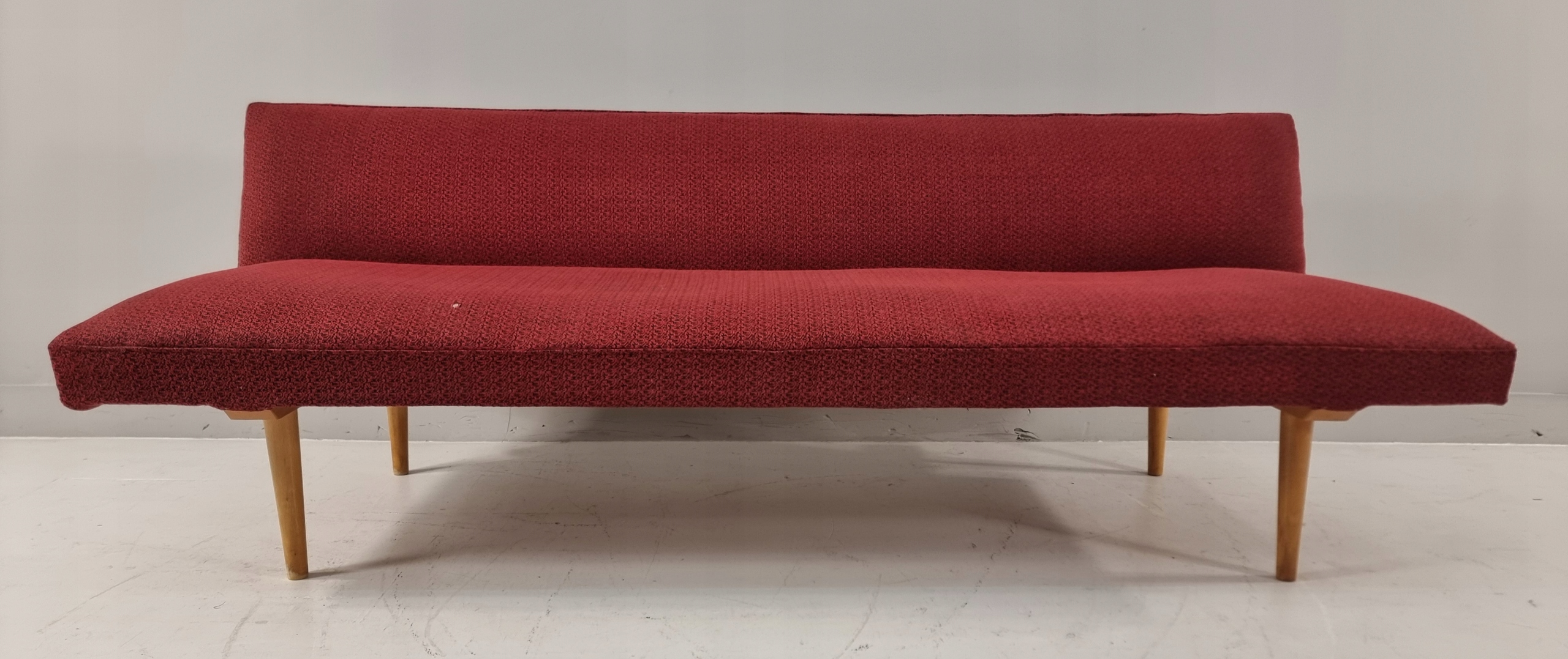 ДИВАН-КРОВАТЬ 70-Х ГОДОВ