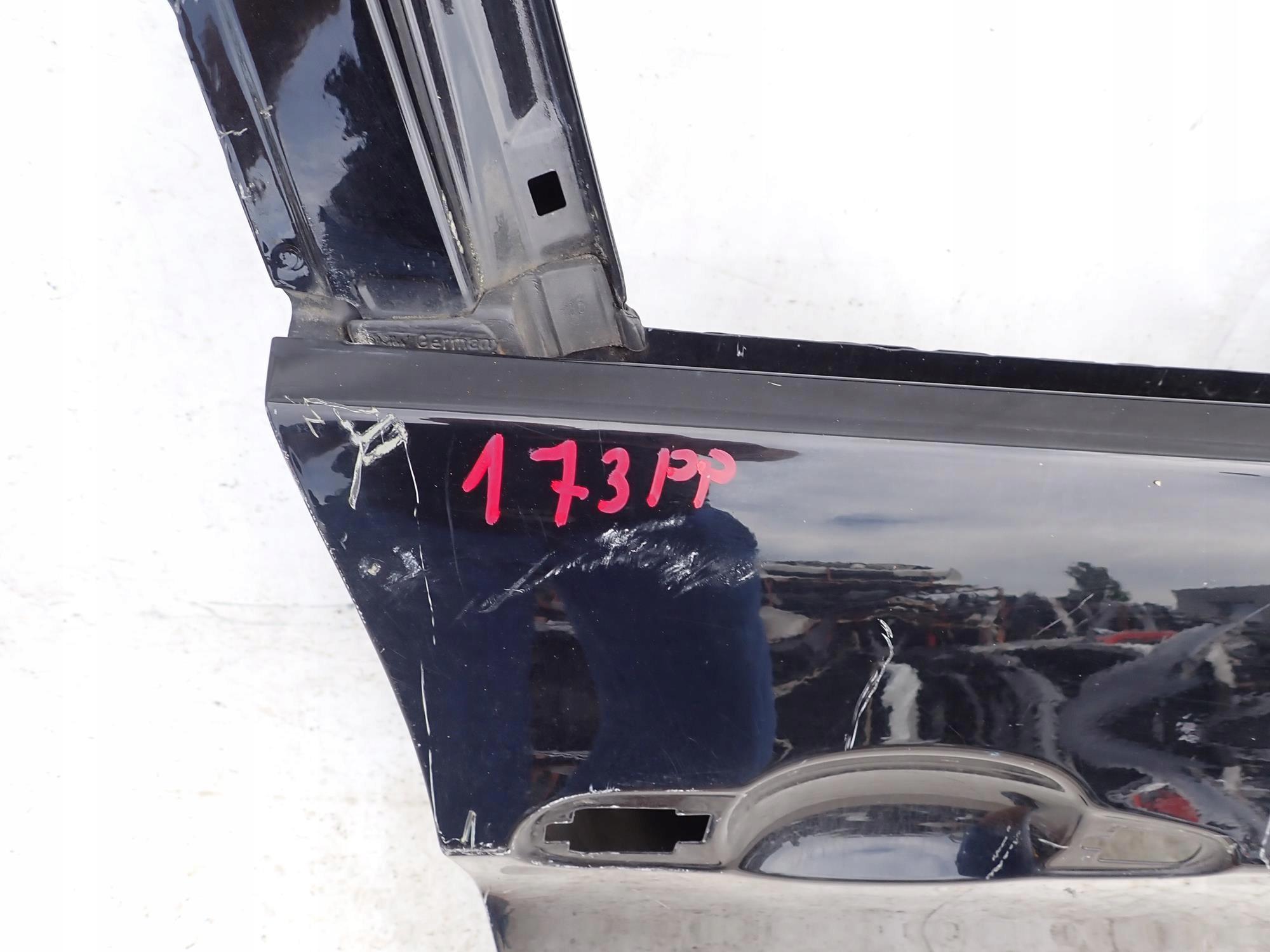 BMW 3 E90 E91 04-12 door front front right