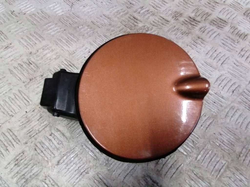 Ford Fiesta MK7 LIFT KLAPKA WLEWU PALIWA 8A61-A27936-A