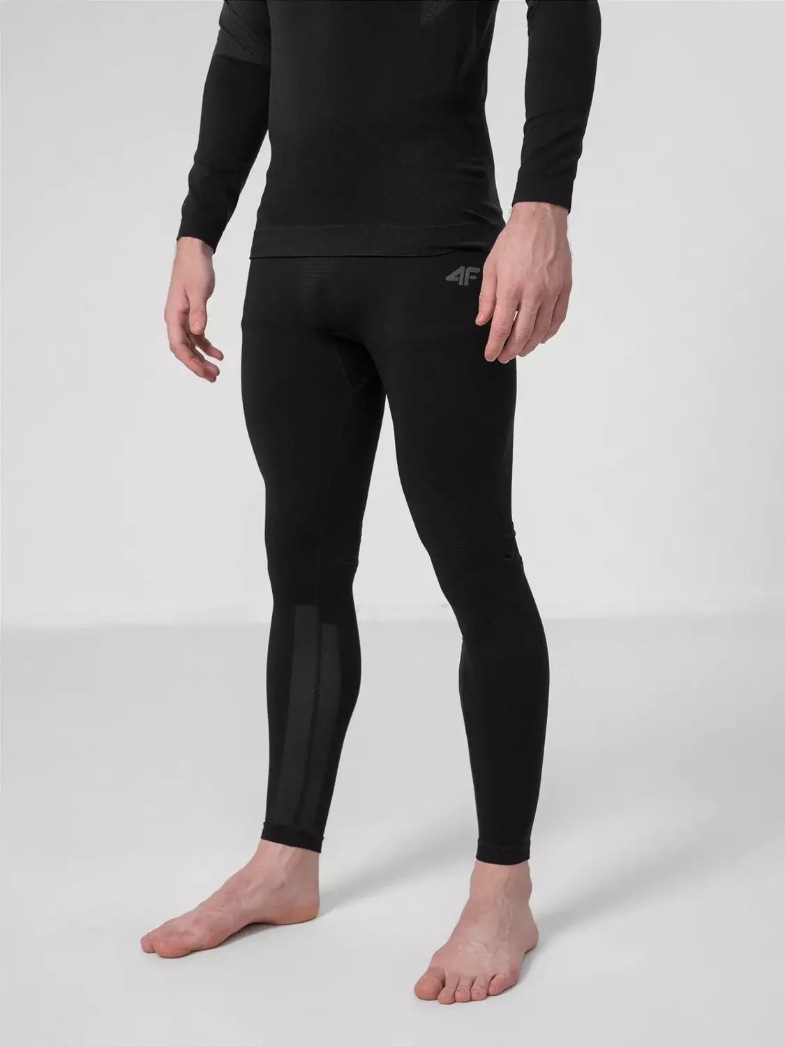 4F Bielizna Termoaktywna Dół Męski Czarna Bezszwowa BIMB030D S/m