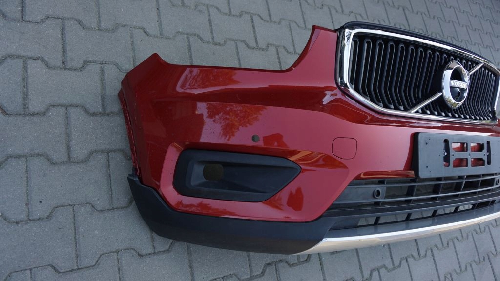 VOLVO XC40 II - maska a predný nárazník predok