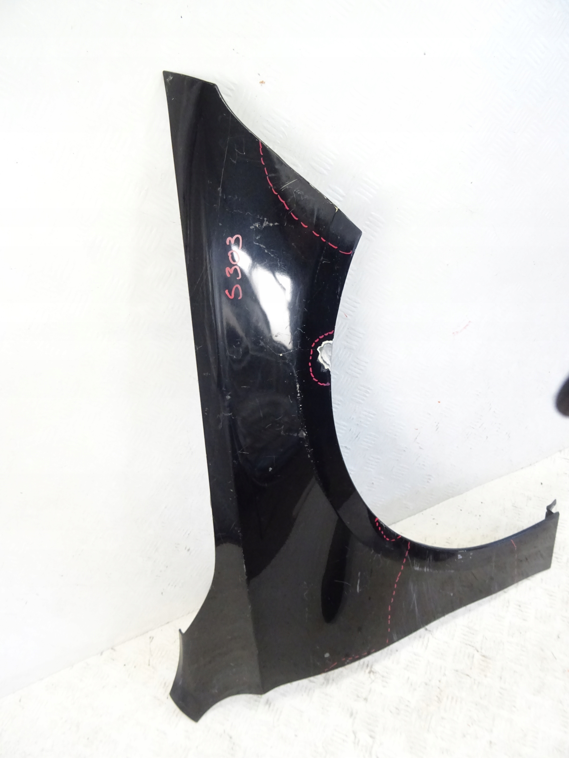 fender front front right MERCEDES A-KLASA W177