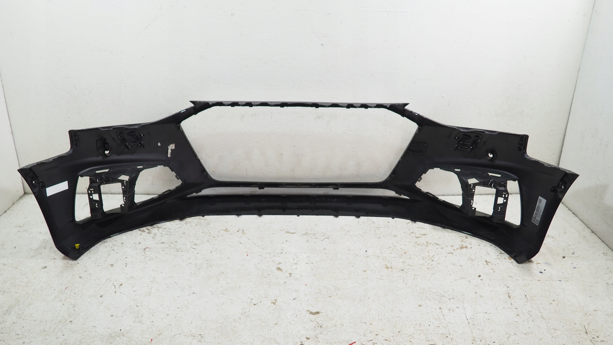 Audi A4 B9 lift bumper front front 8W0807437AH