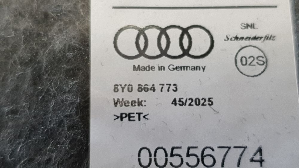 Audi A3 8Y hangszigetelő nadkola 8Y0864773