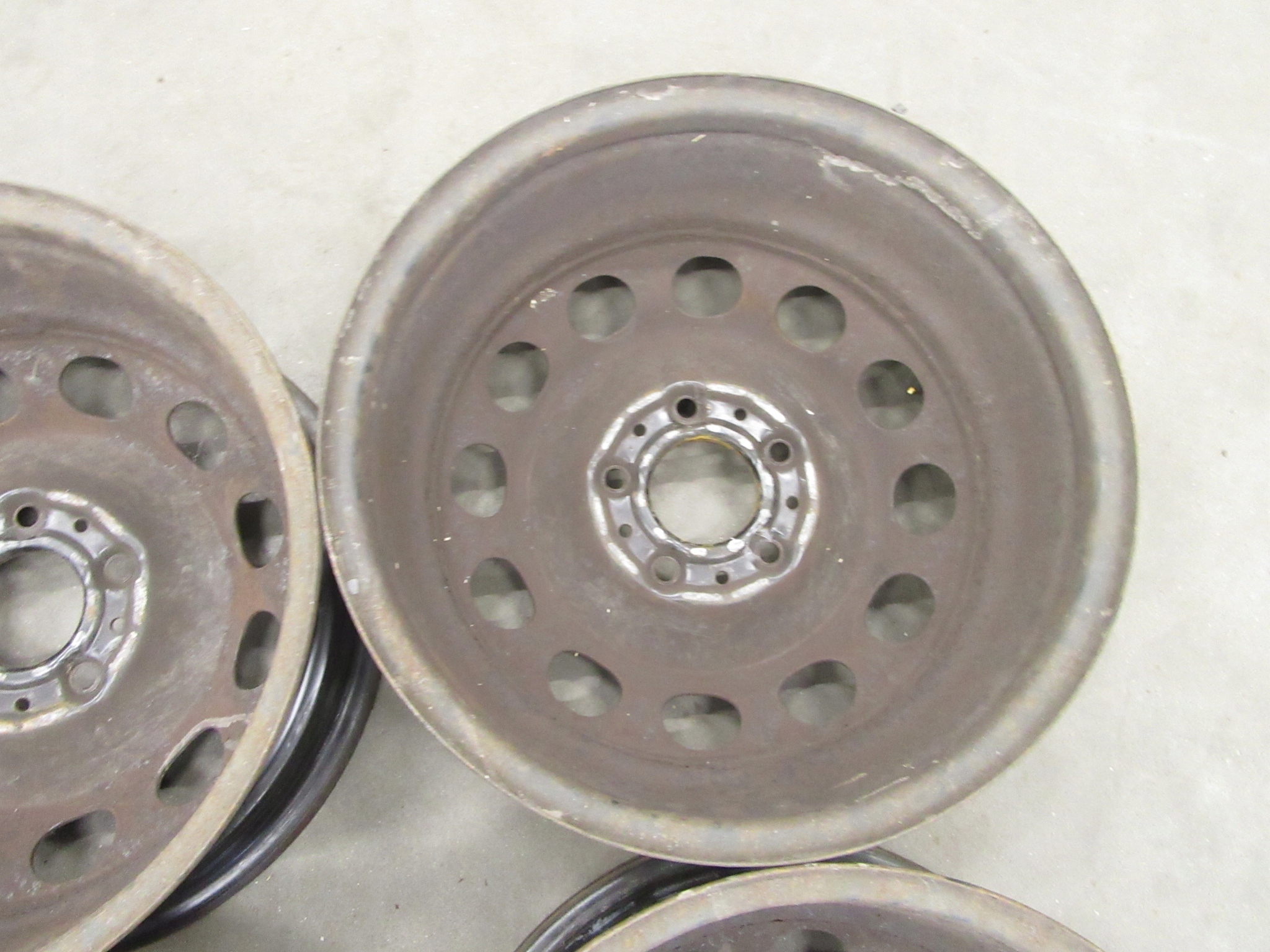 discs metal BMW e36 e46 e81 e87 e90 e91 5x120 et42 16" 6.5j