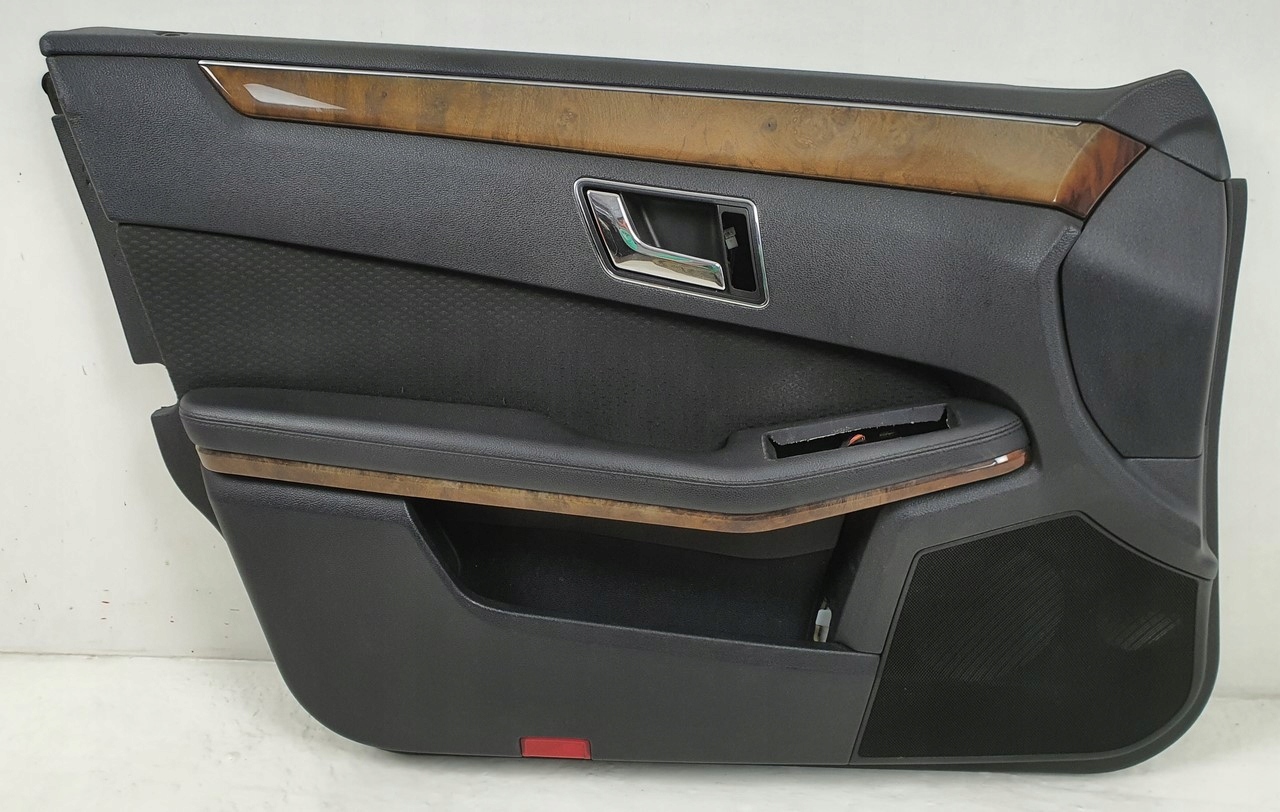 Оббивка бекон лівий передній MERCEDES W212 Європа