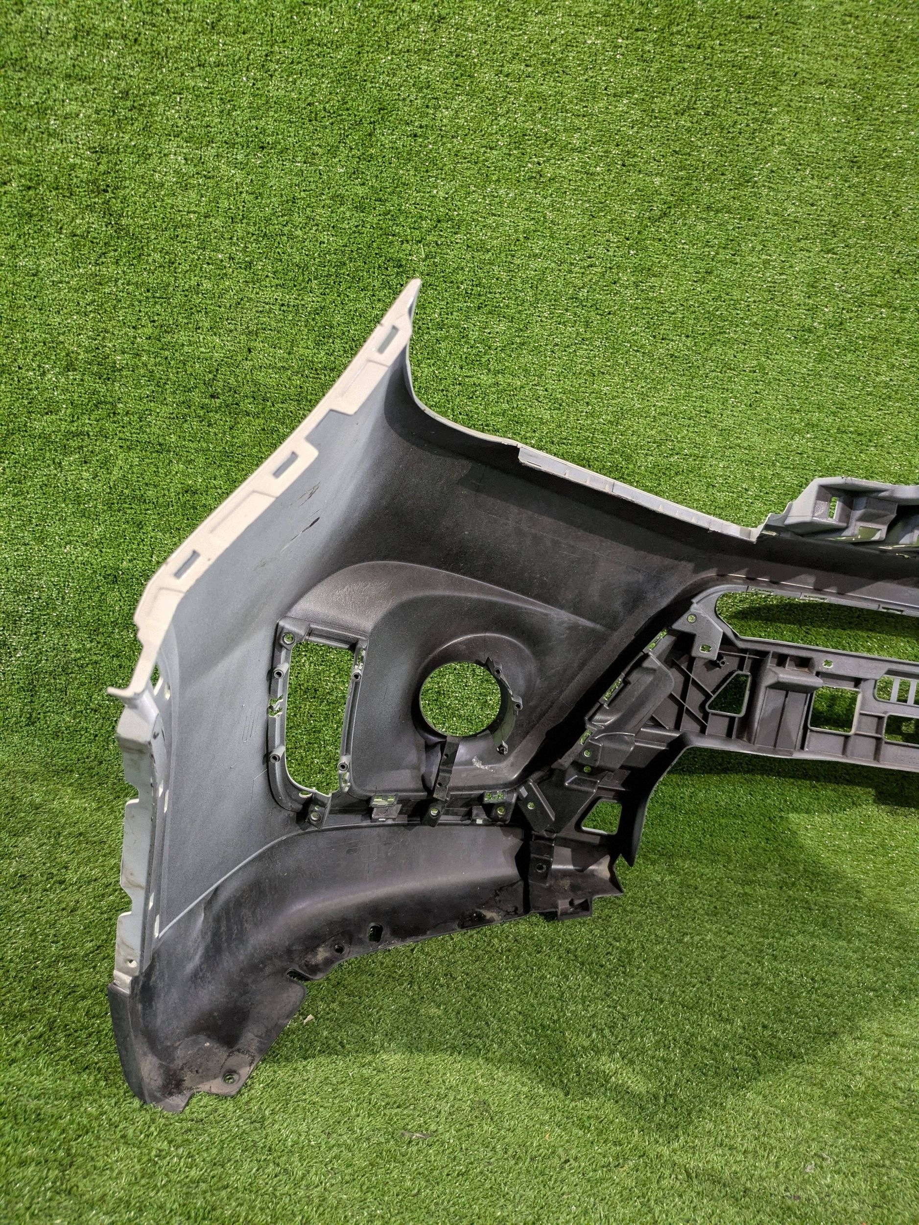 front bumper front SUZUKI VITARA III LIFT 18- NR.Z9342