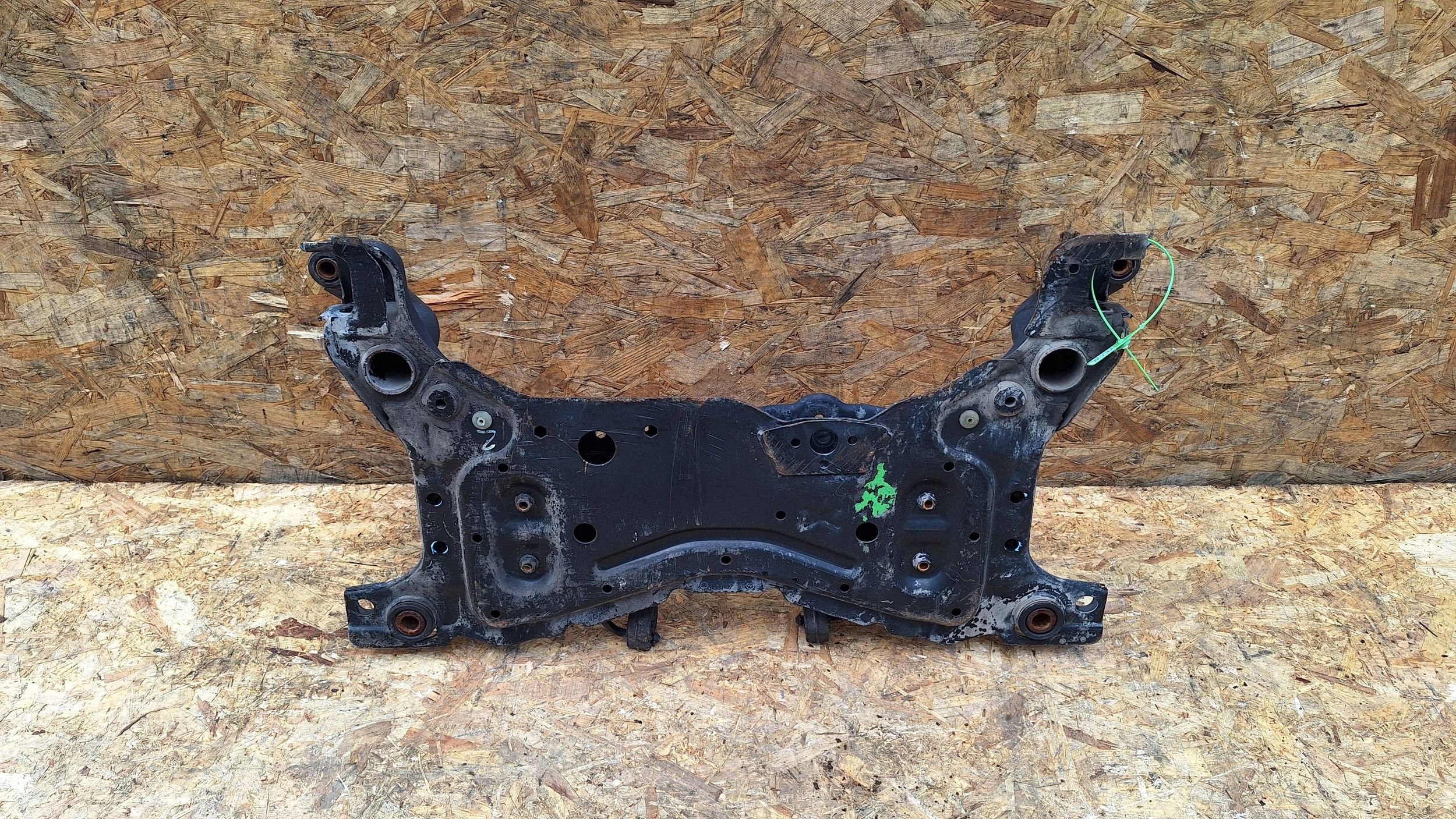 axle beam subframe axle beam FORD FOCUS MK2 C-MAX MK1