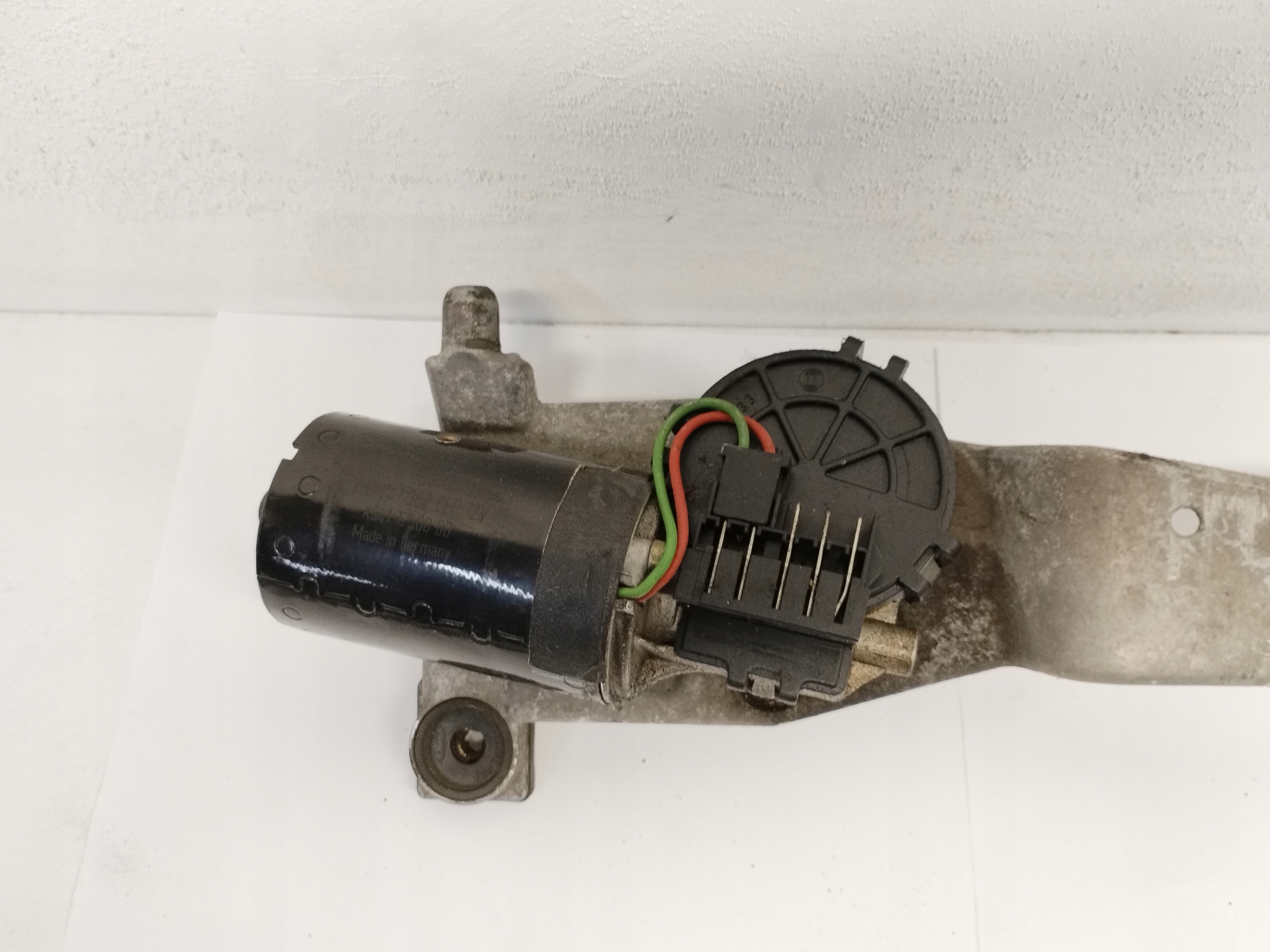 Wischergestänge przednich Ford XS4117504AH