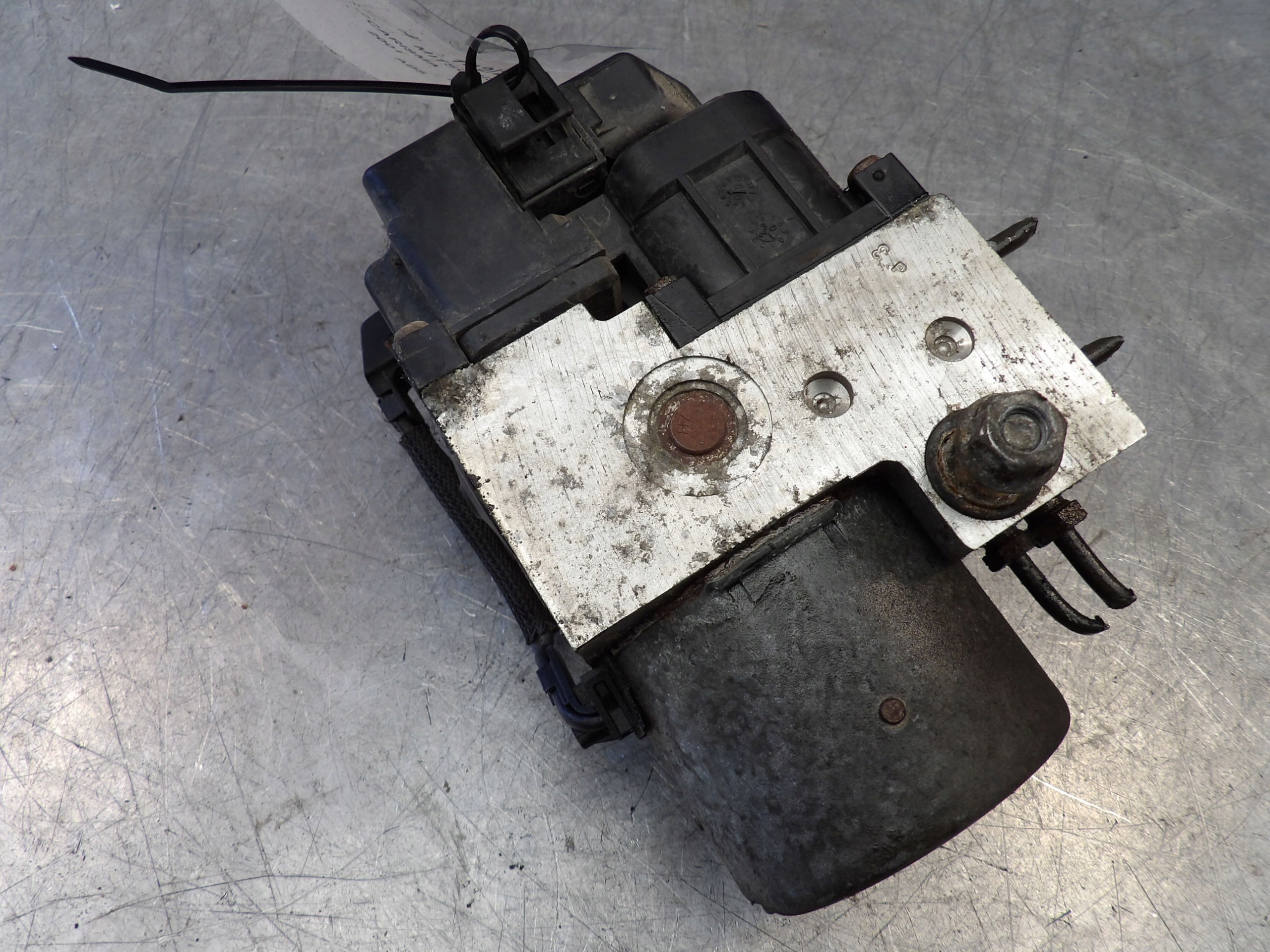 POMPA ABS MITSUBISHI CARISMA 1,8GDI FL 0273004488