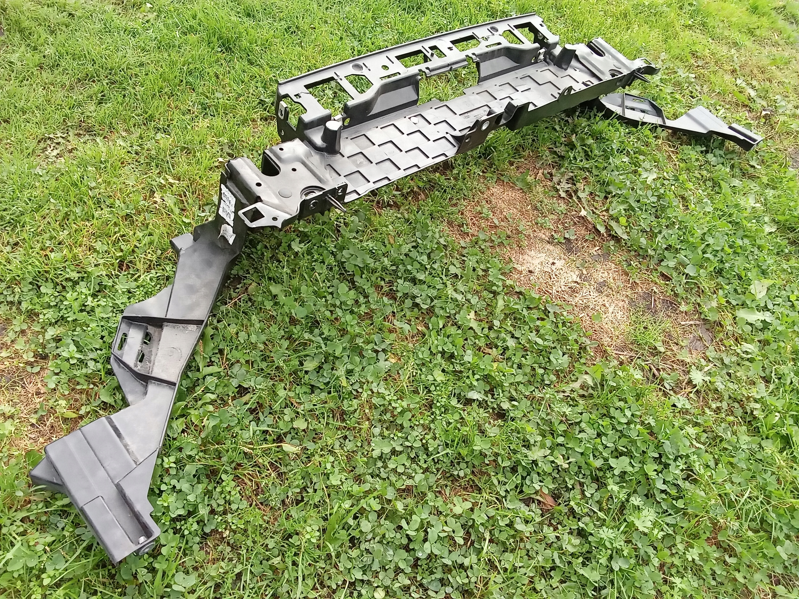 FORD MONDEO MK5 FUSION PAS WZMOCNIENIE PRZÓD Typ samochodu Samochody osobowe