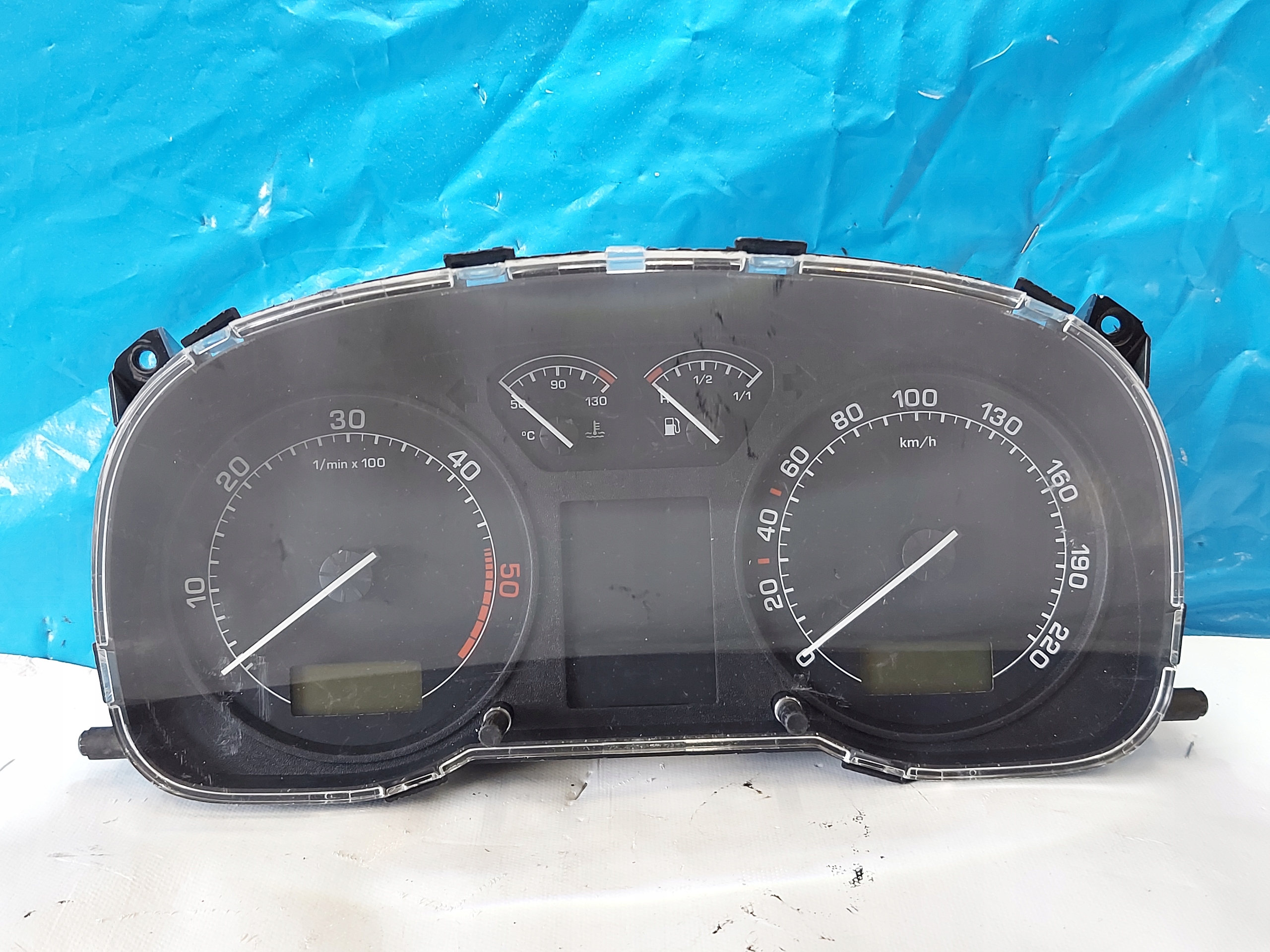 dials clock SKODA OCTAVIA and 1.9 TDI 1U0920810F